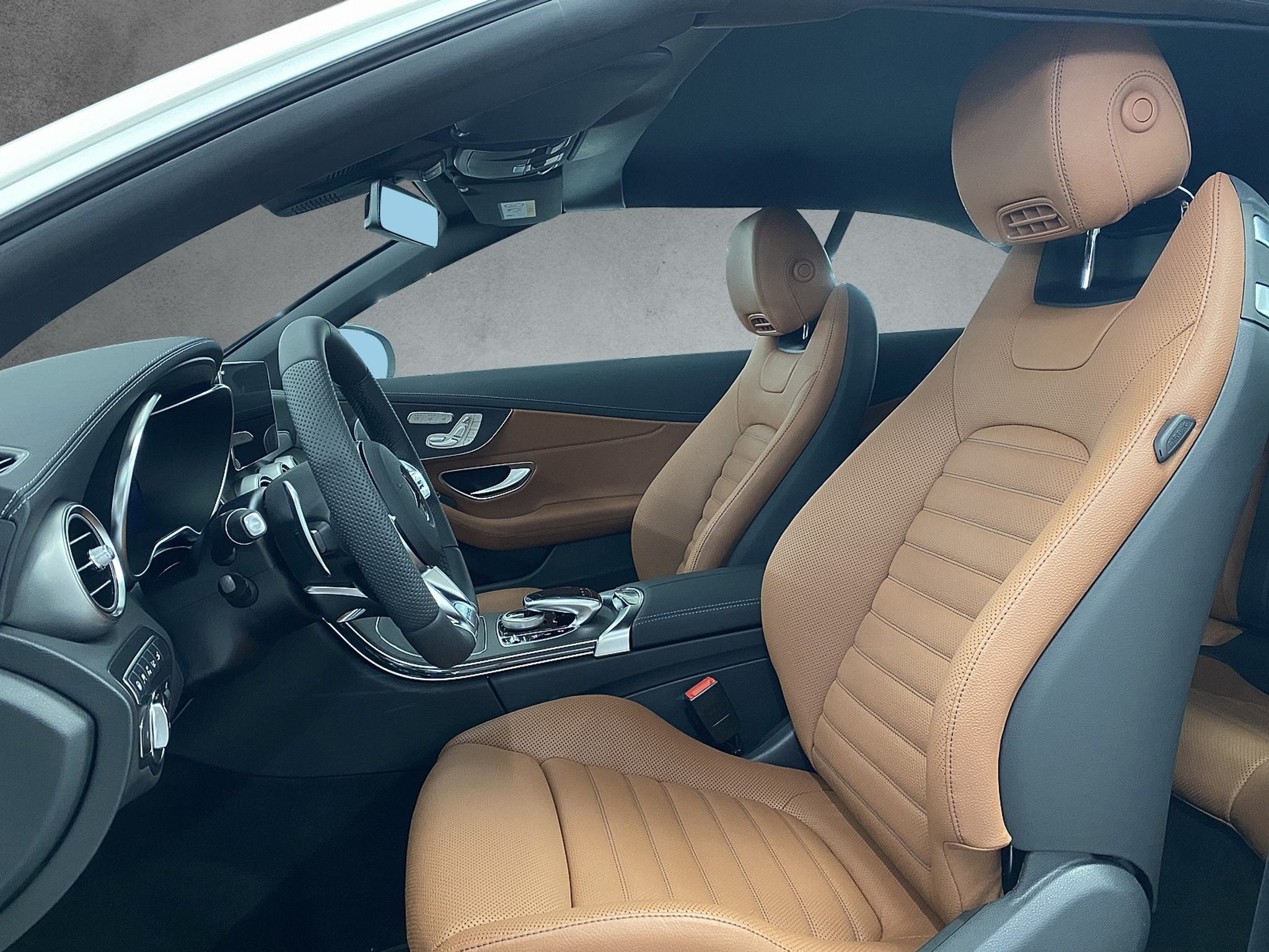 listing desktop thumbnail image 8