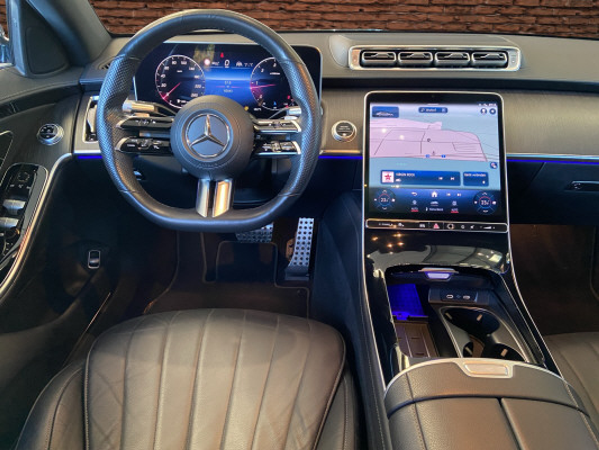 listing desktop thumbnail image 8