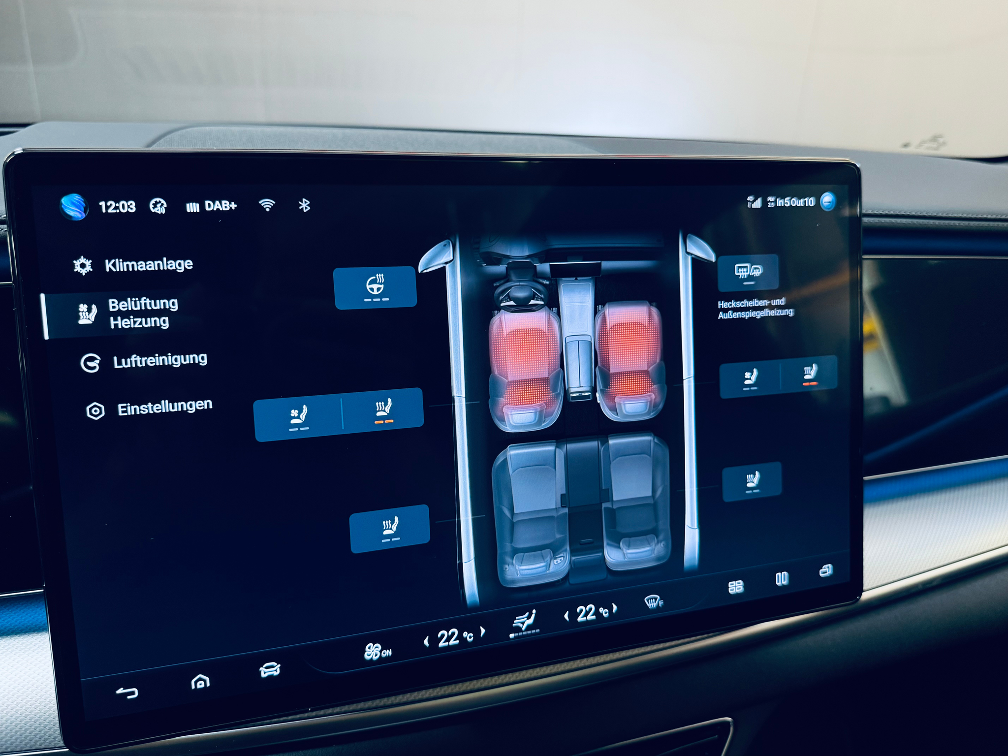 listing desktop thumbnail image 25