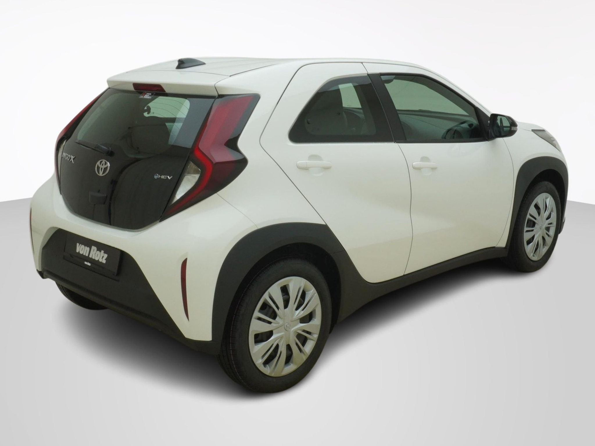 listing desktop thumbnail image 3