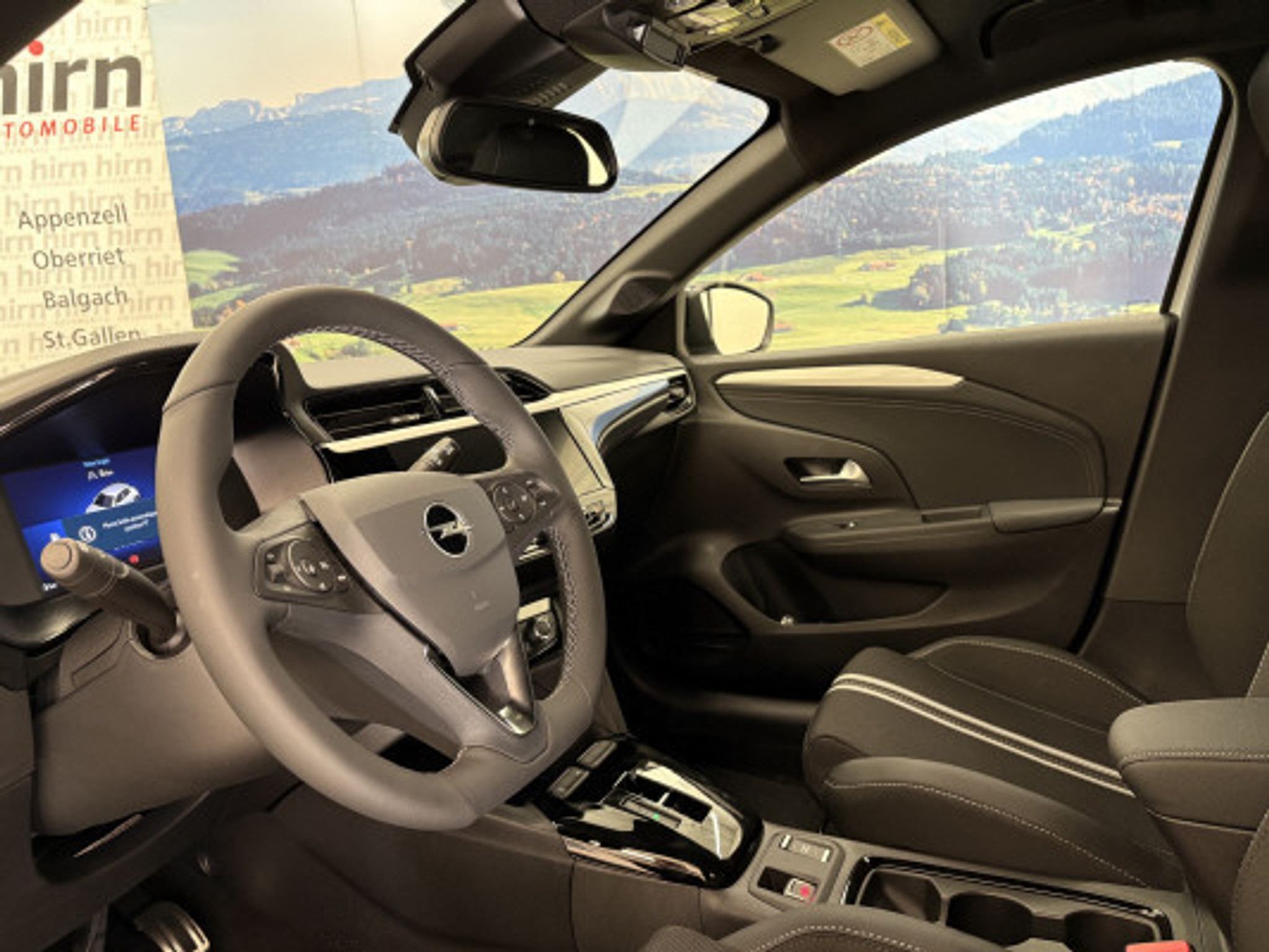 listing desktop thumbnail image 4