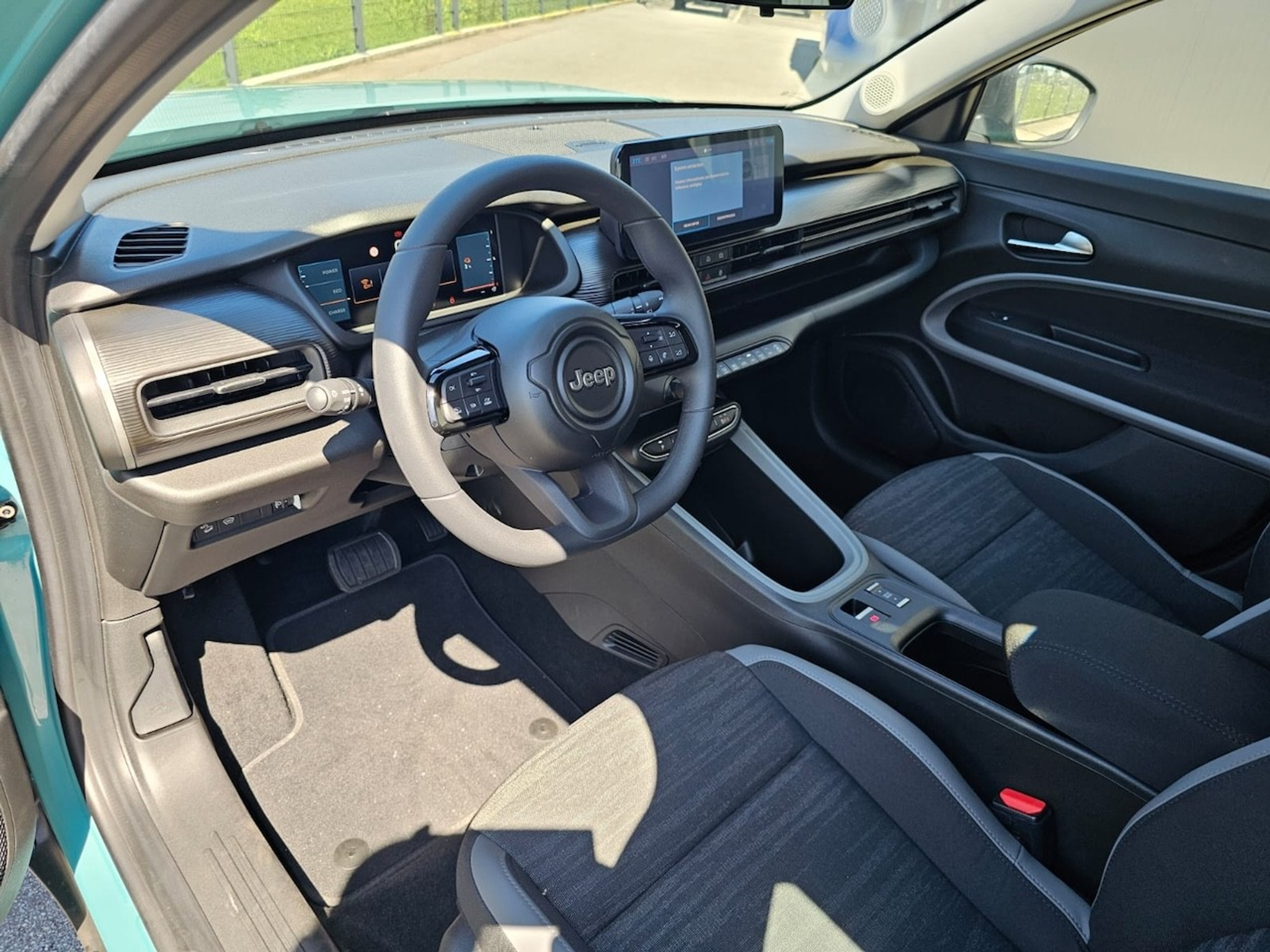 listing desktop thumbnail image 9