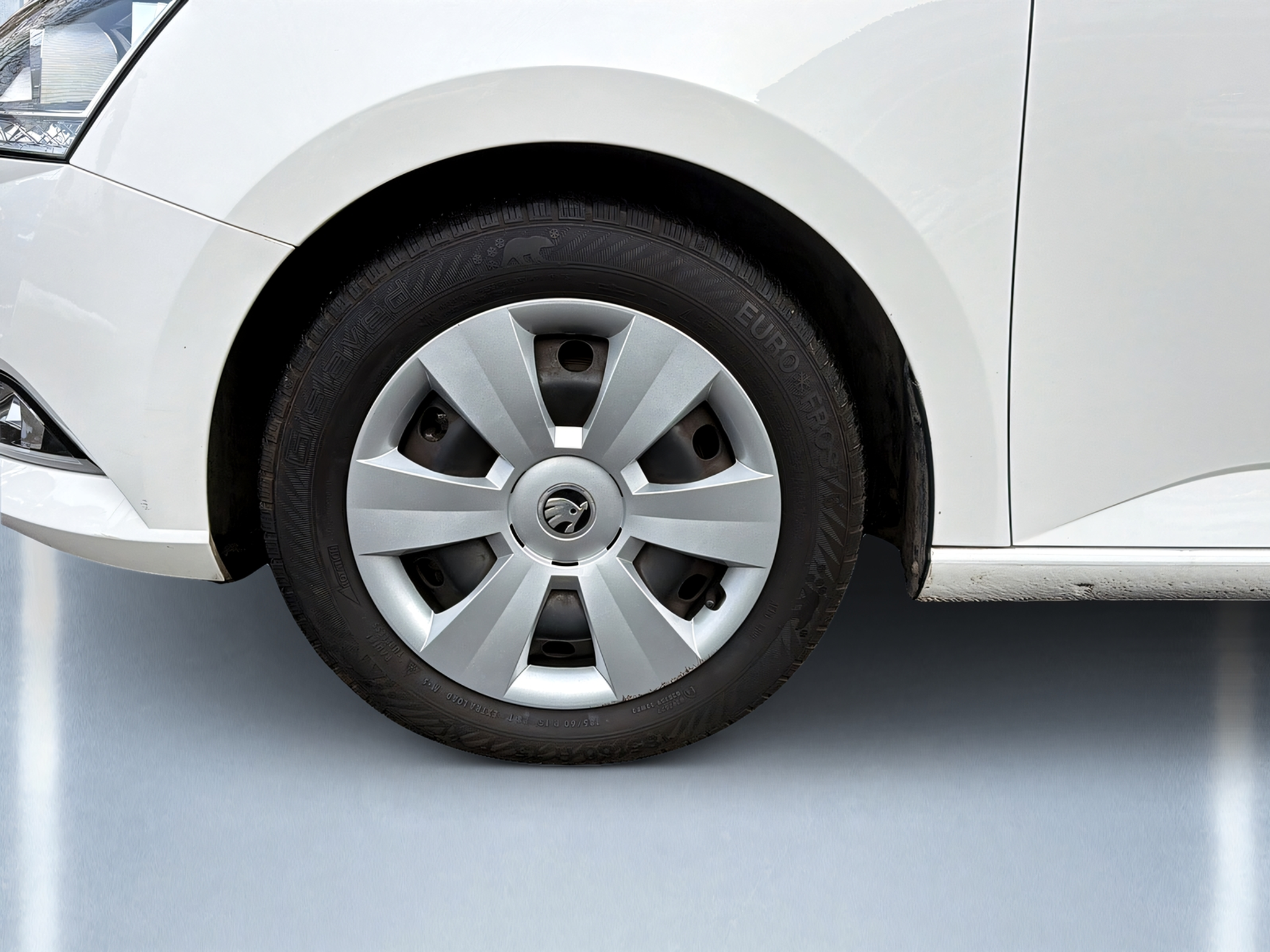 listing desktop thumbnail image 8