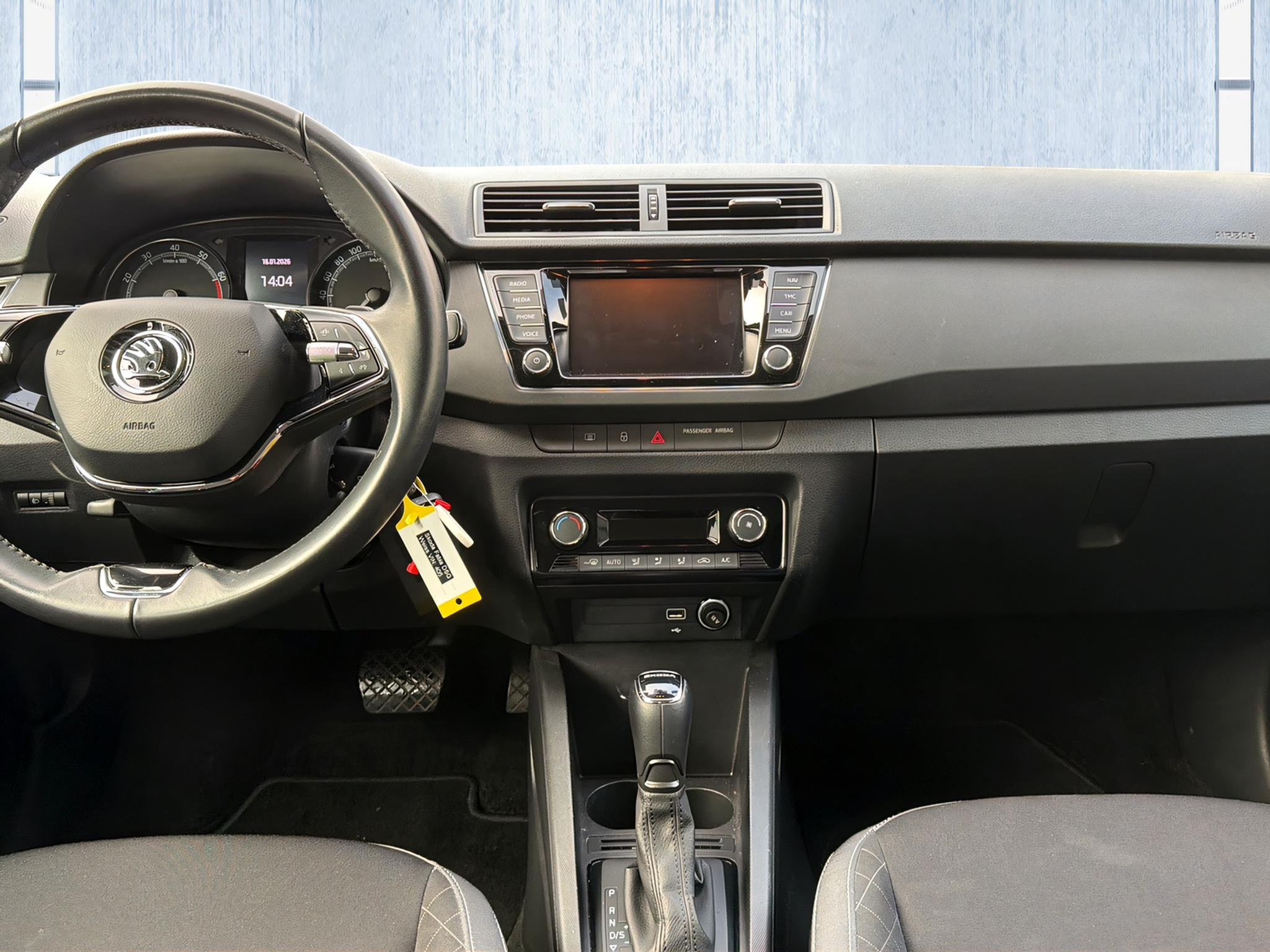 listing desktop thumbnail image 14