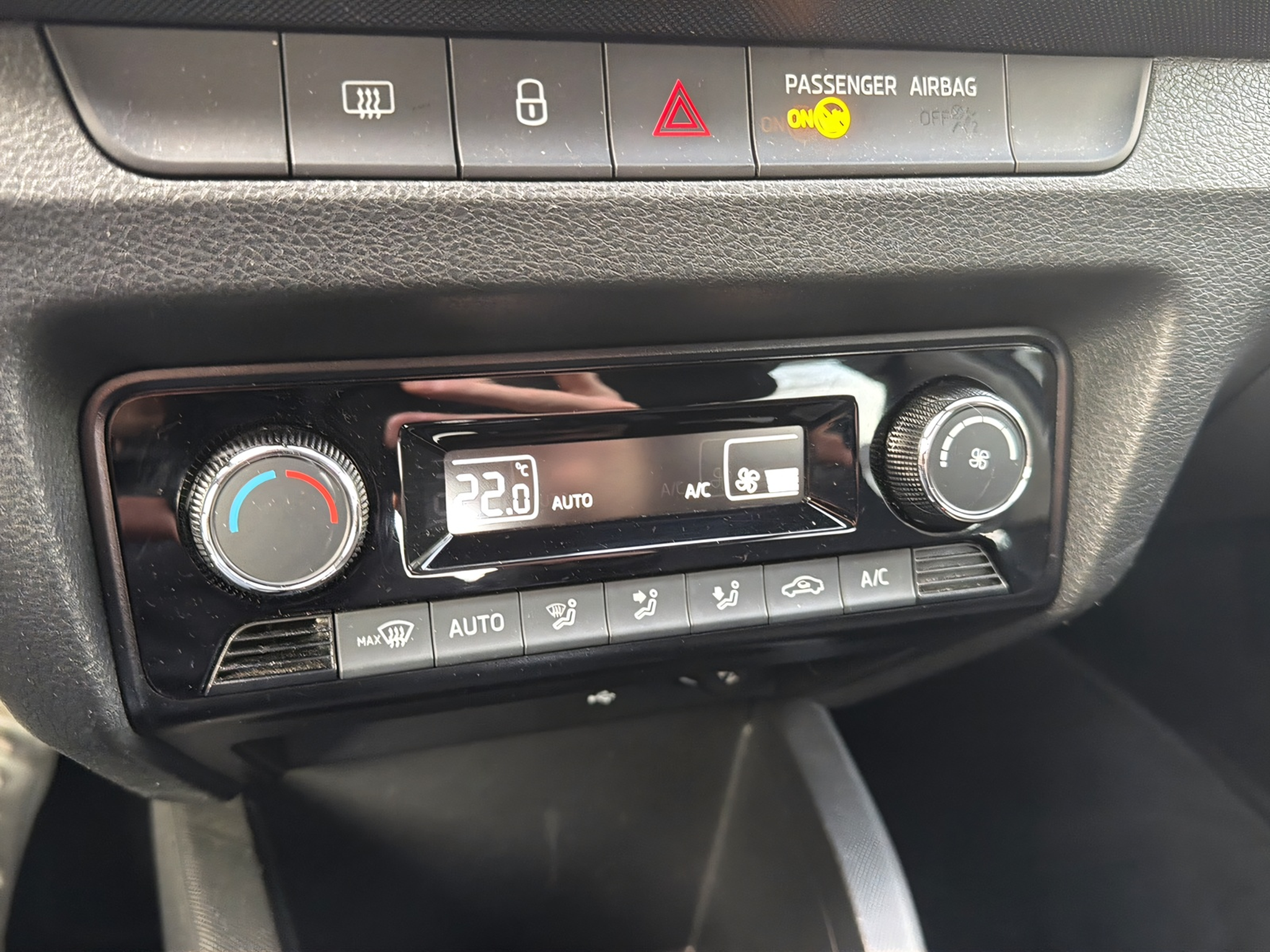 listing desktop thumbnail image 20