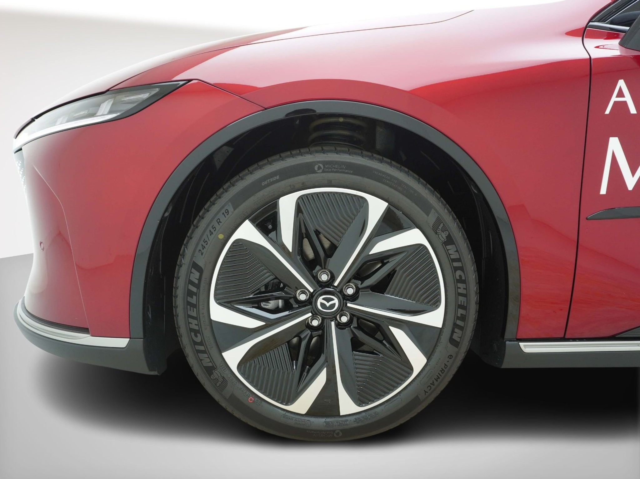 listing desktop thumbnail image 6