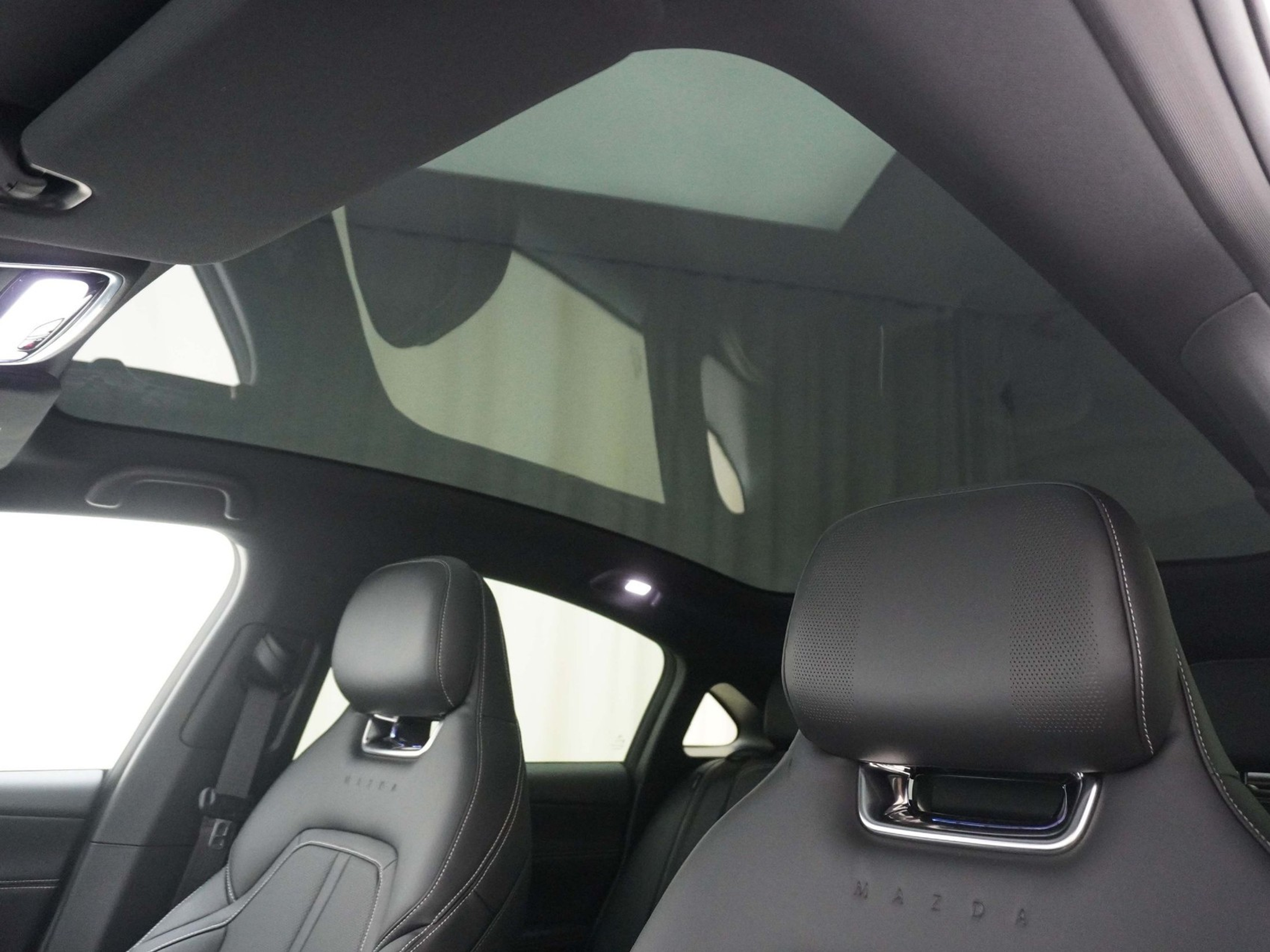 listing desktop thumbnail image 11