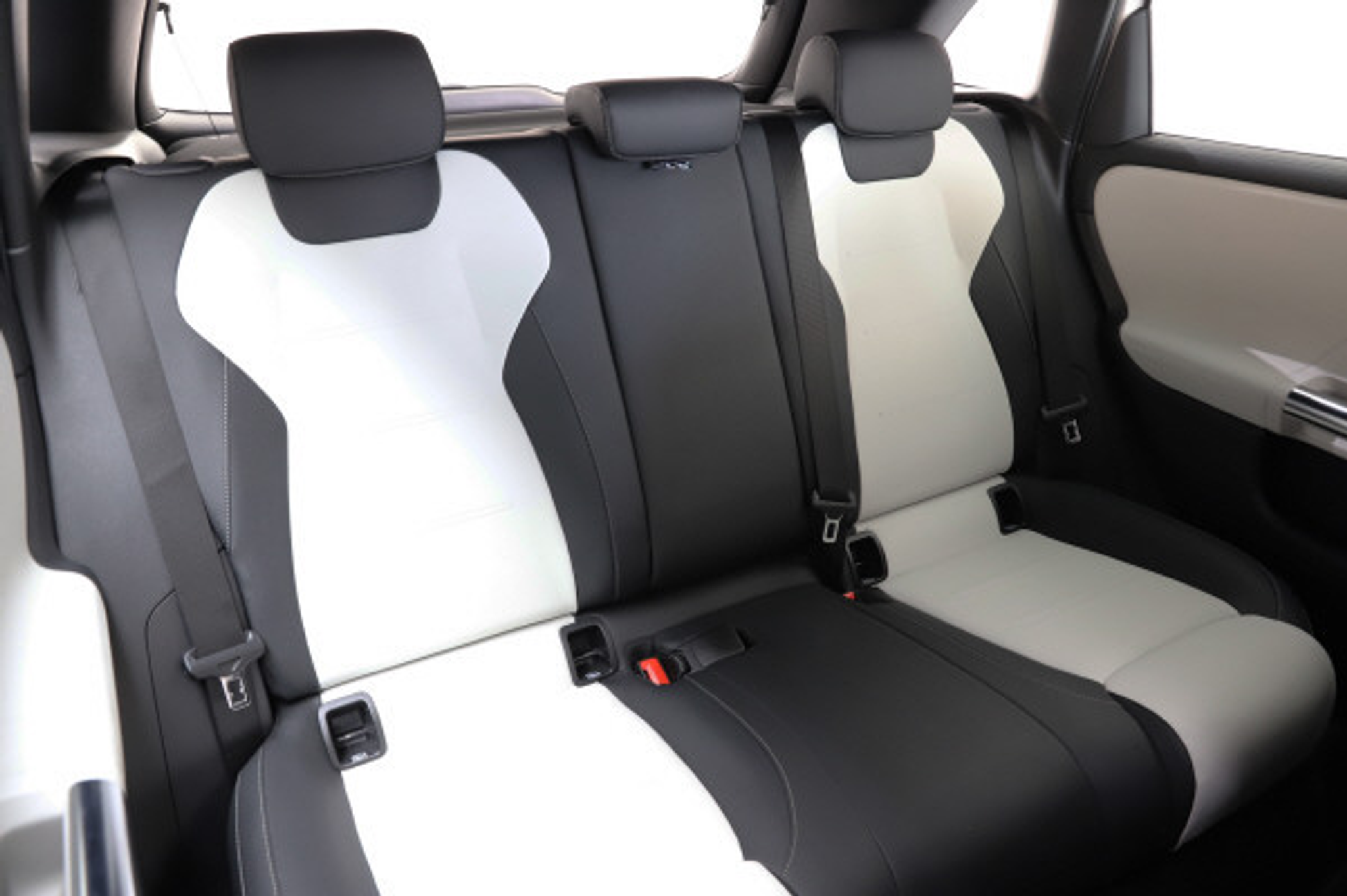 listing desktop thumbnail image 10