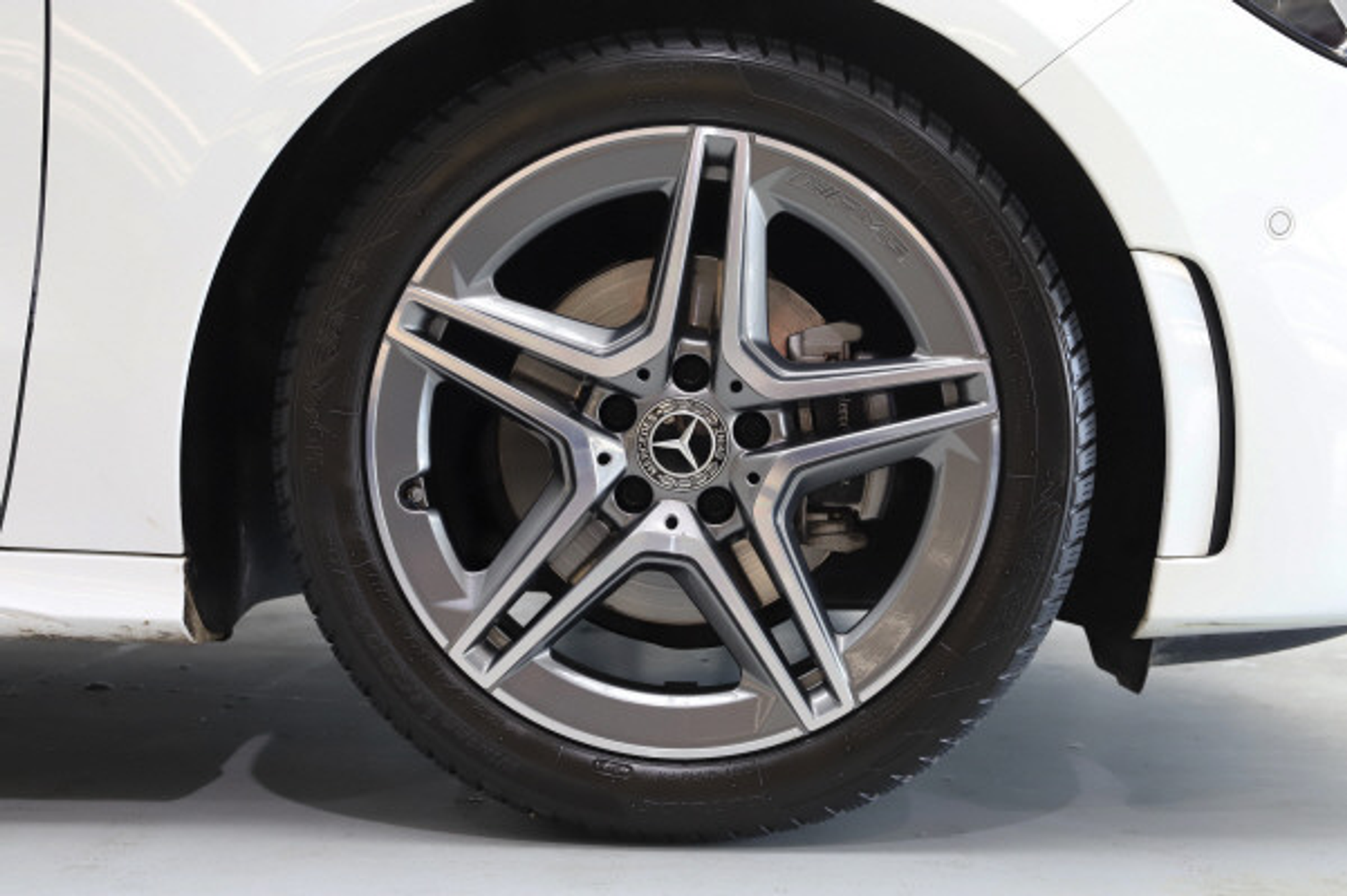 listing desktop thumbnail image 12