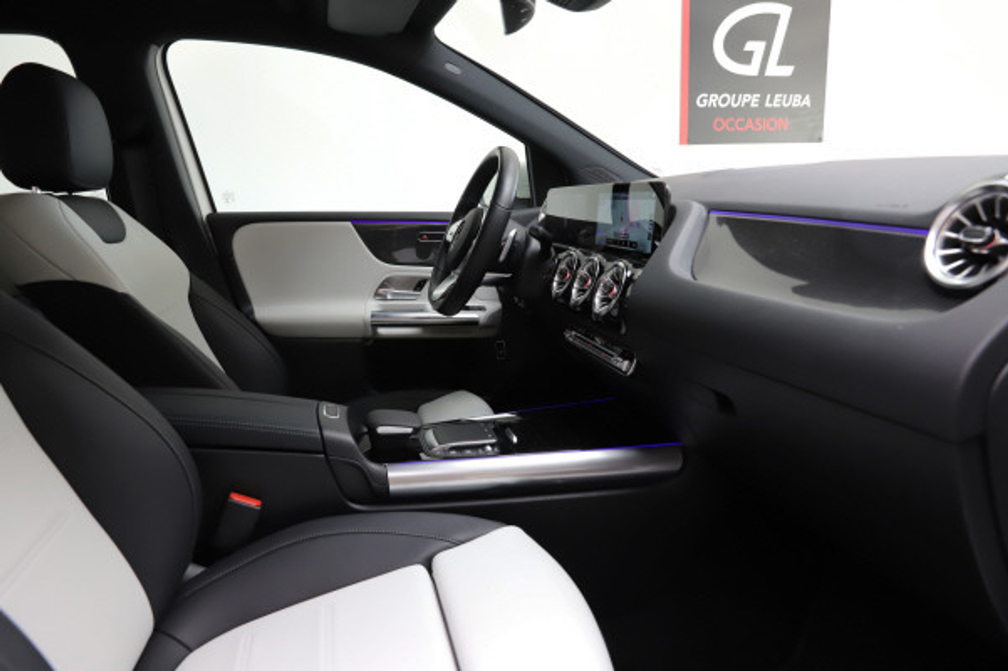 listing desktop thumbnail image 8