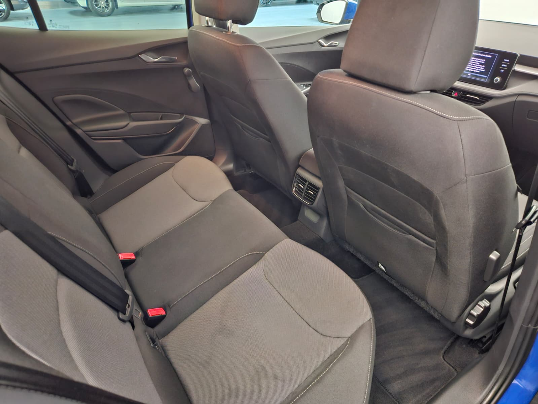 listing desktop thumbnail image 13