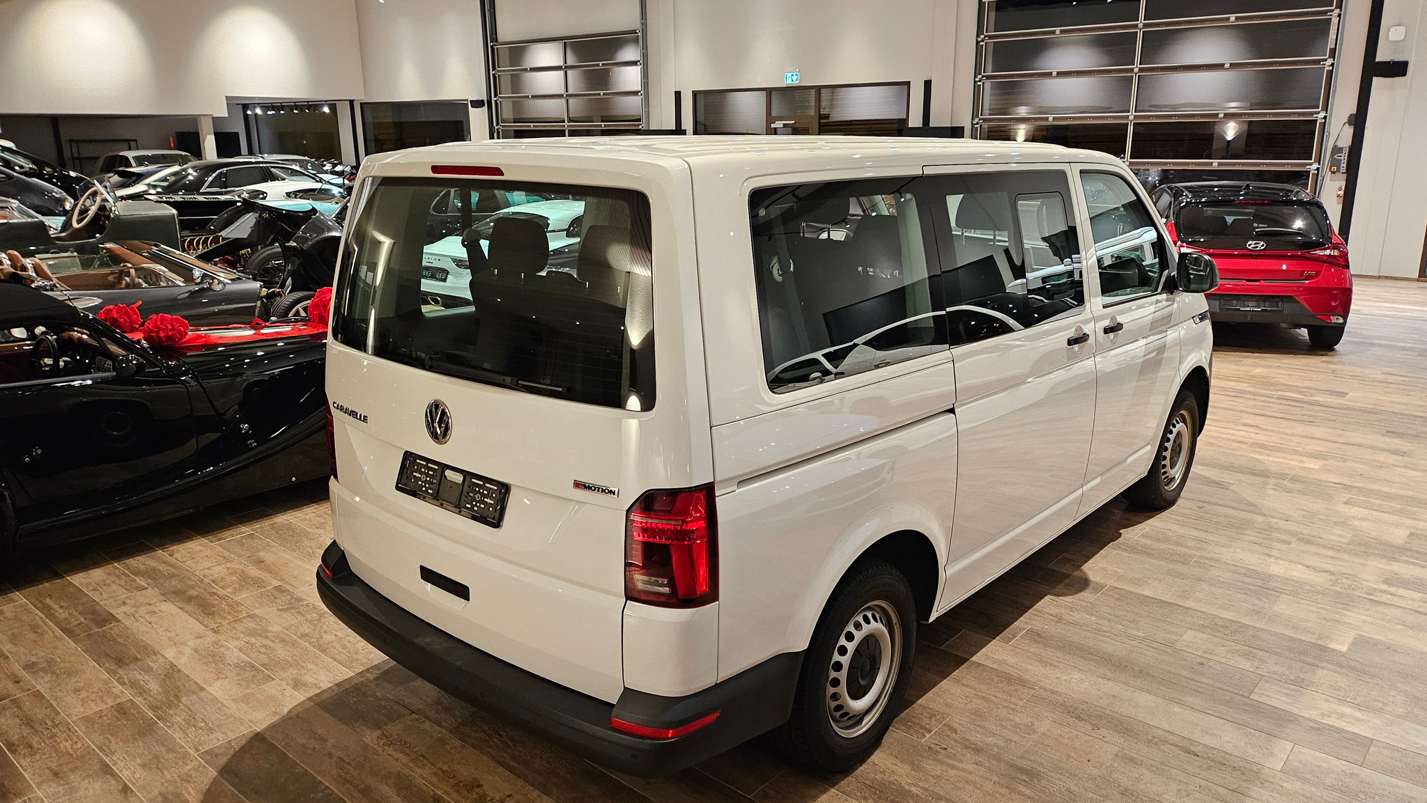 listing desktop thumbnail image 9