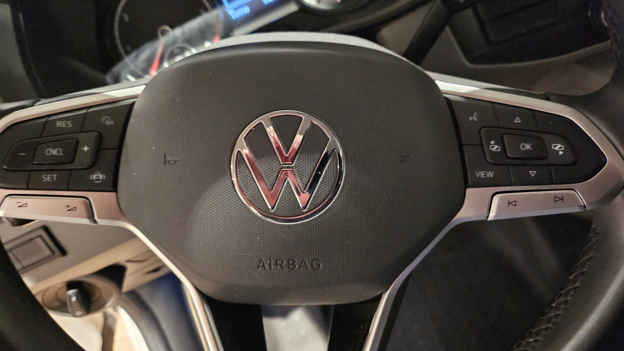 listing desktop thumbnail image 27