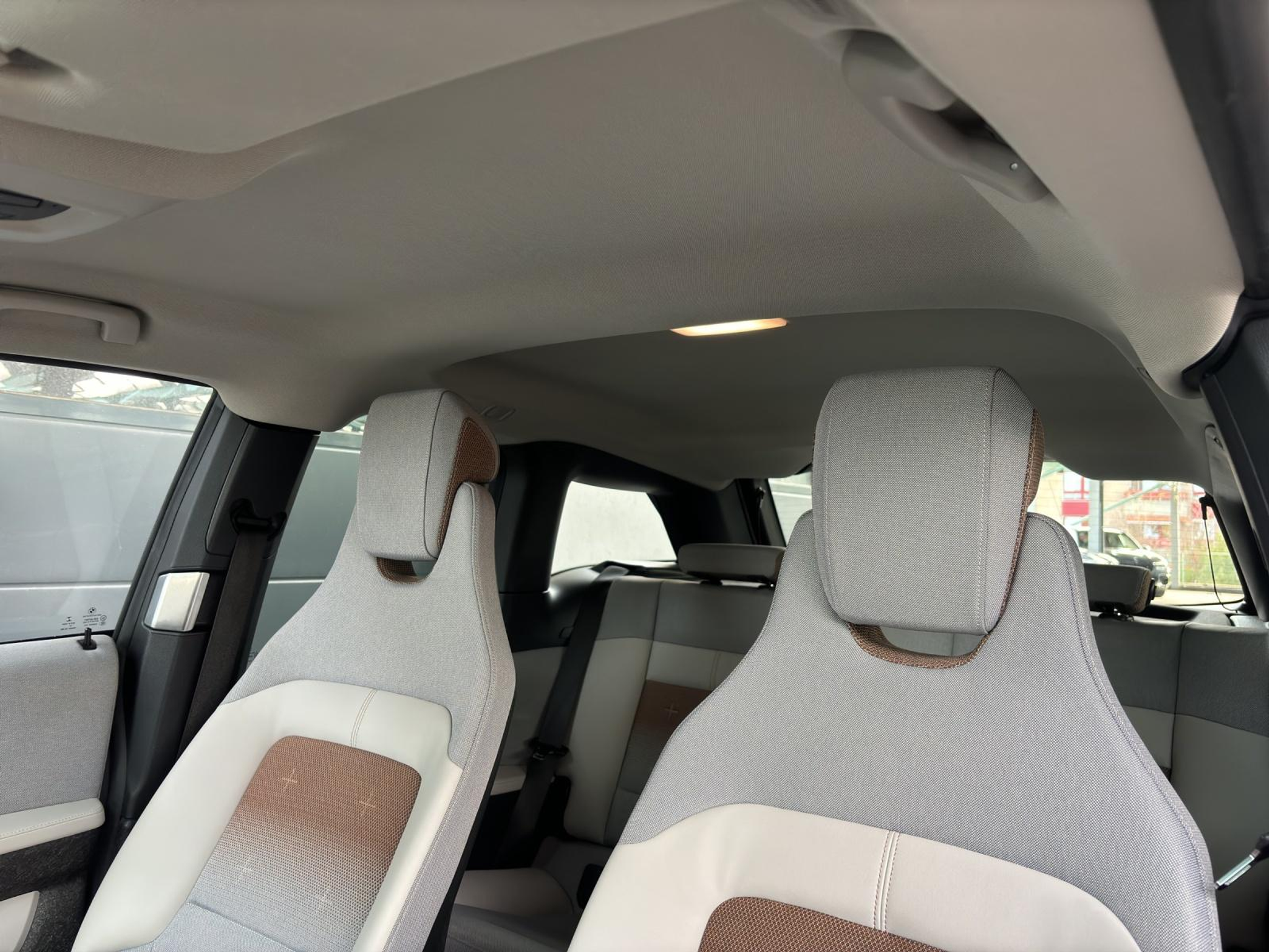 listing desktop thumbnail image 13