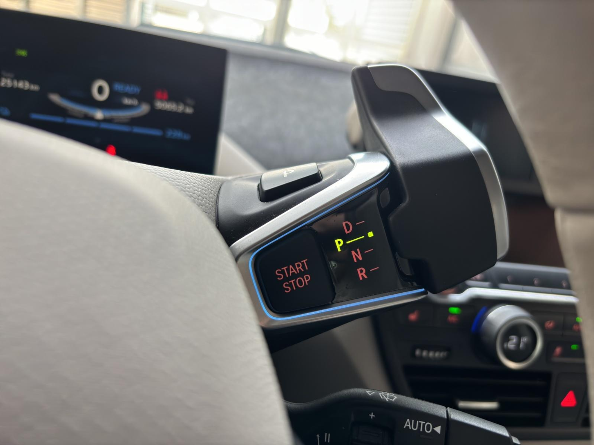 listing desktop thumbnail image 18