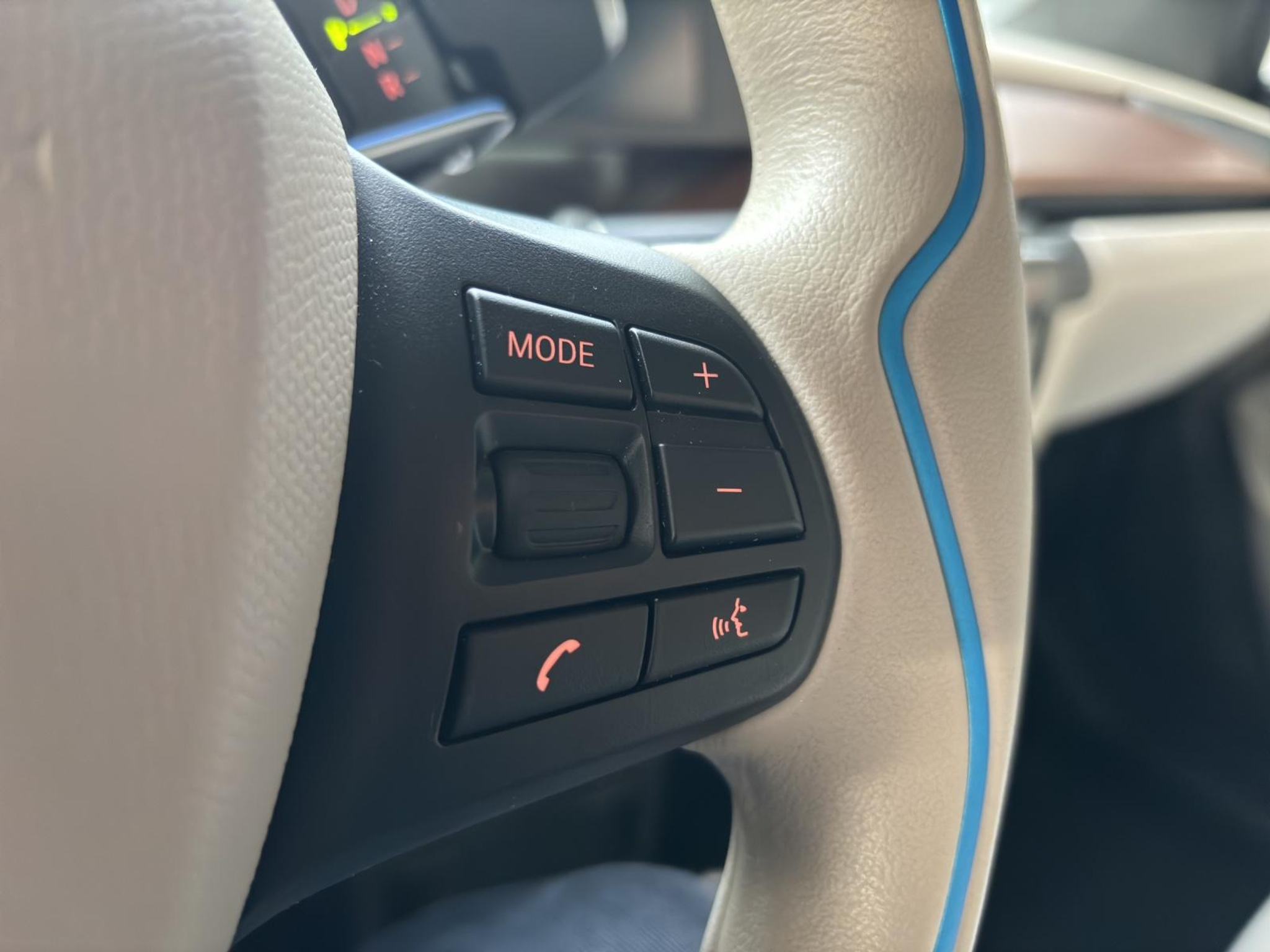 listing desktop thumbnail image 17