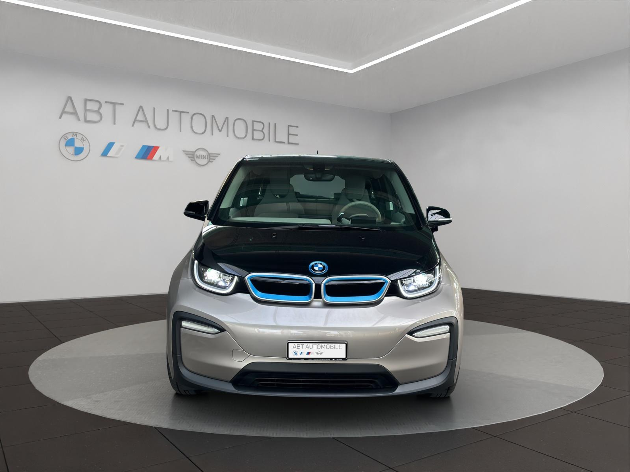 listing desktop thumbnail image 2