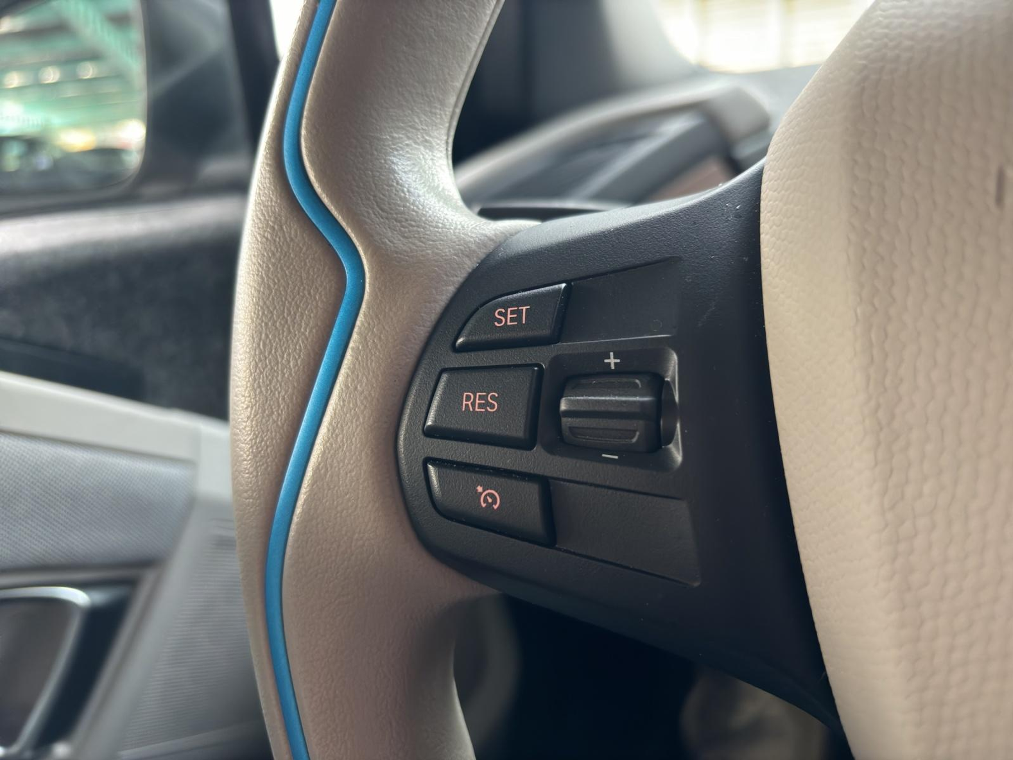 listing desktop thumbnail image 16