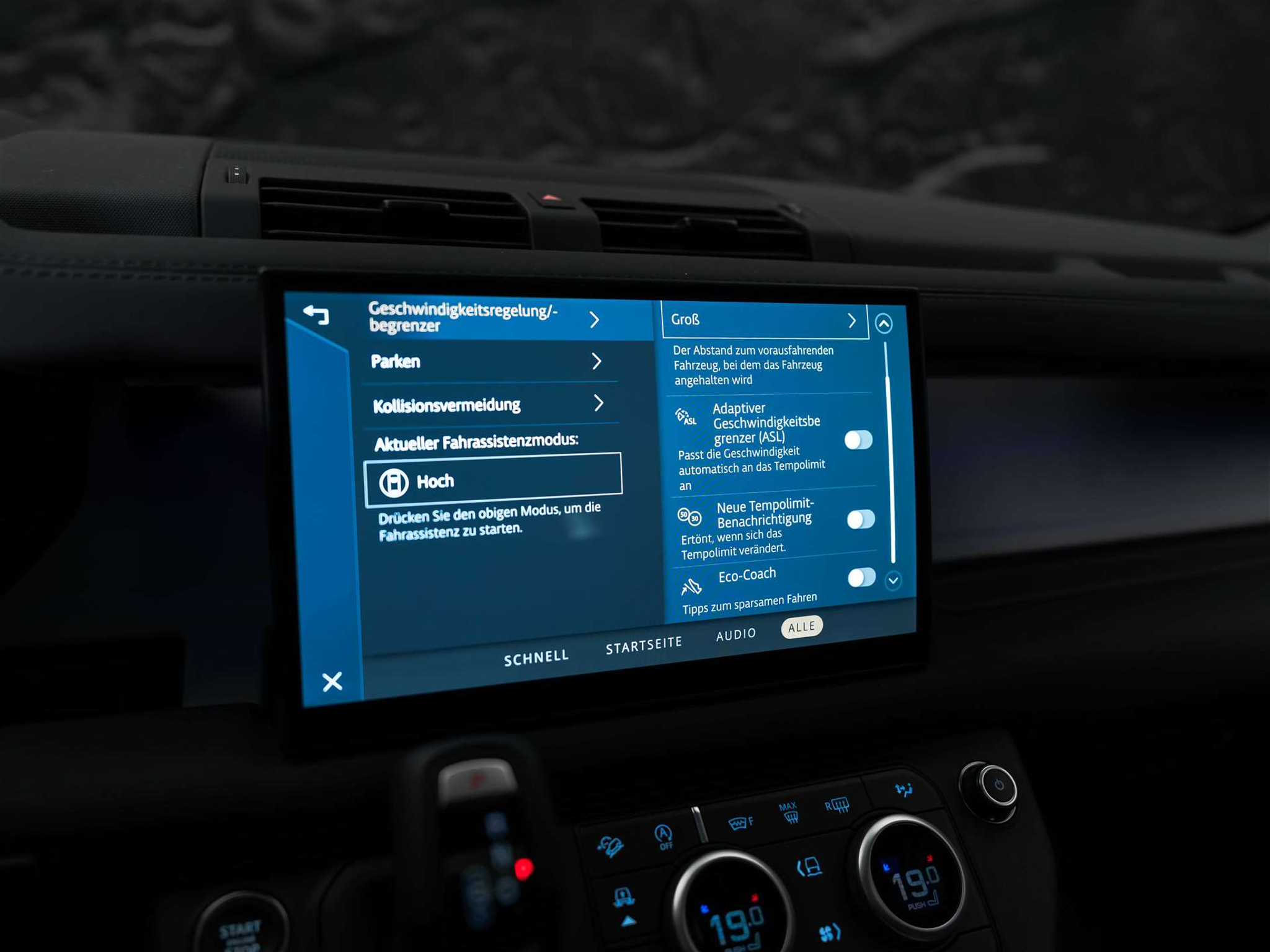 listing desktop thumbnail image 33