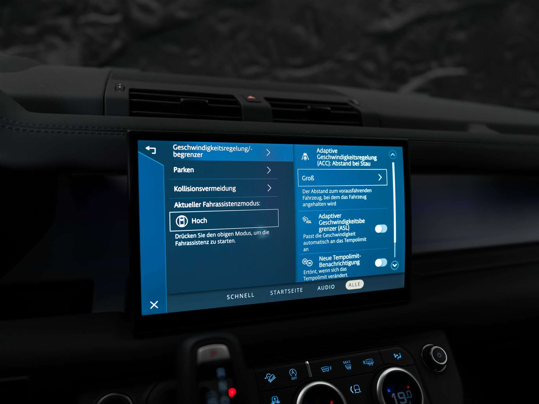 listing desktop thumbnail image 32