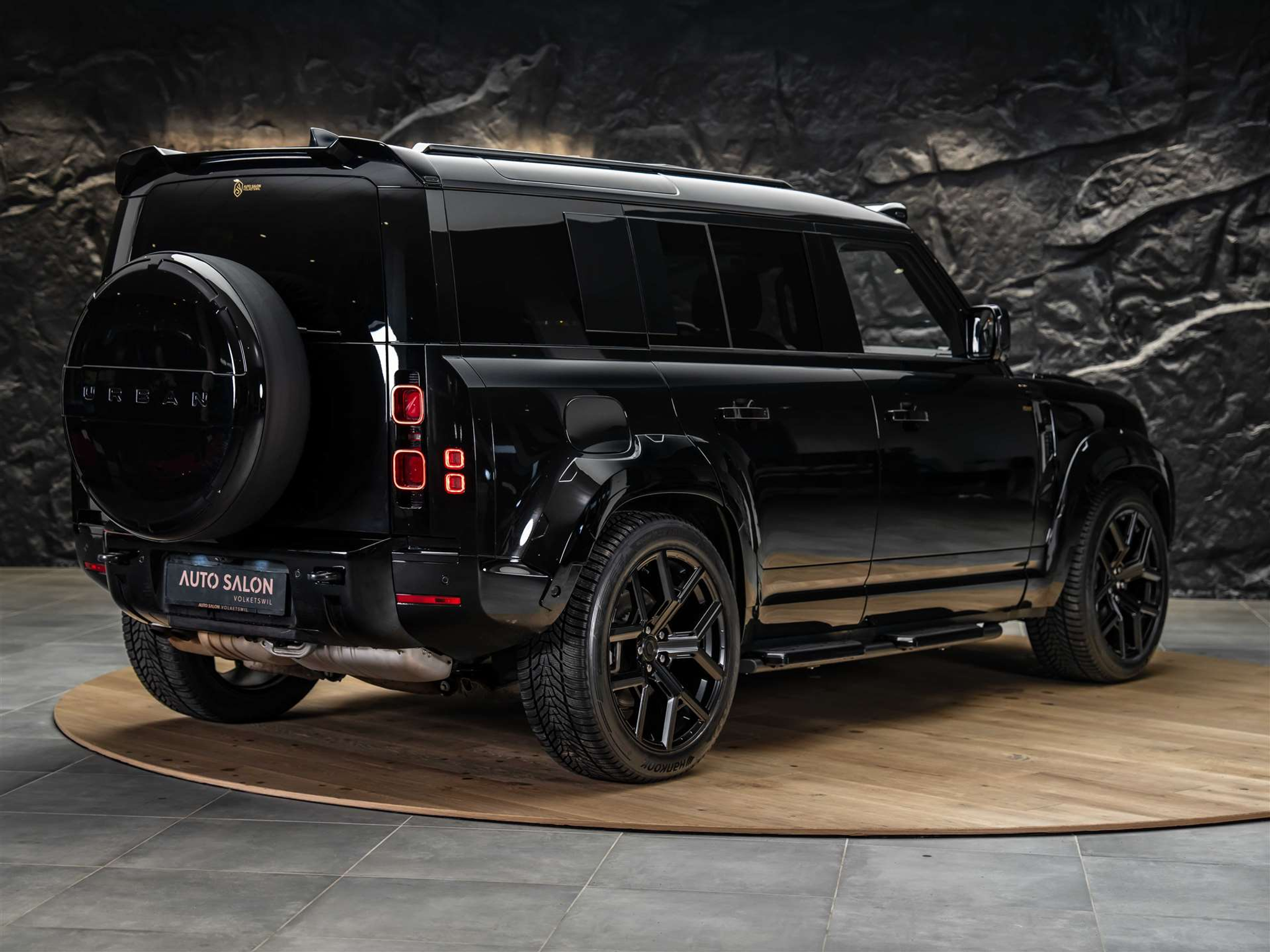 listing desktop thumbnail image 3