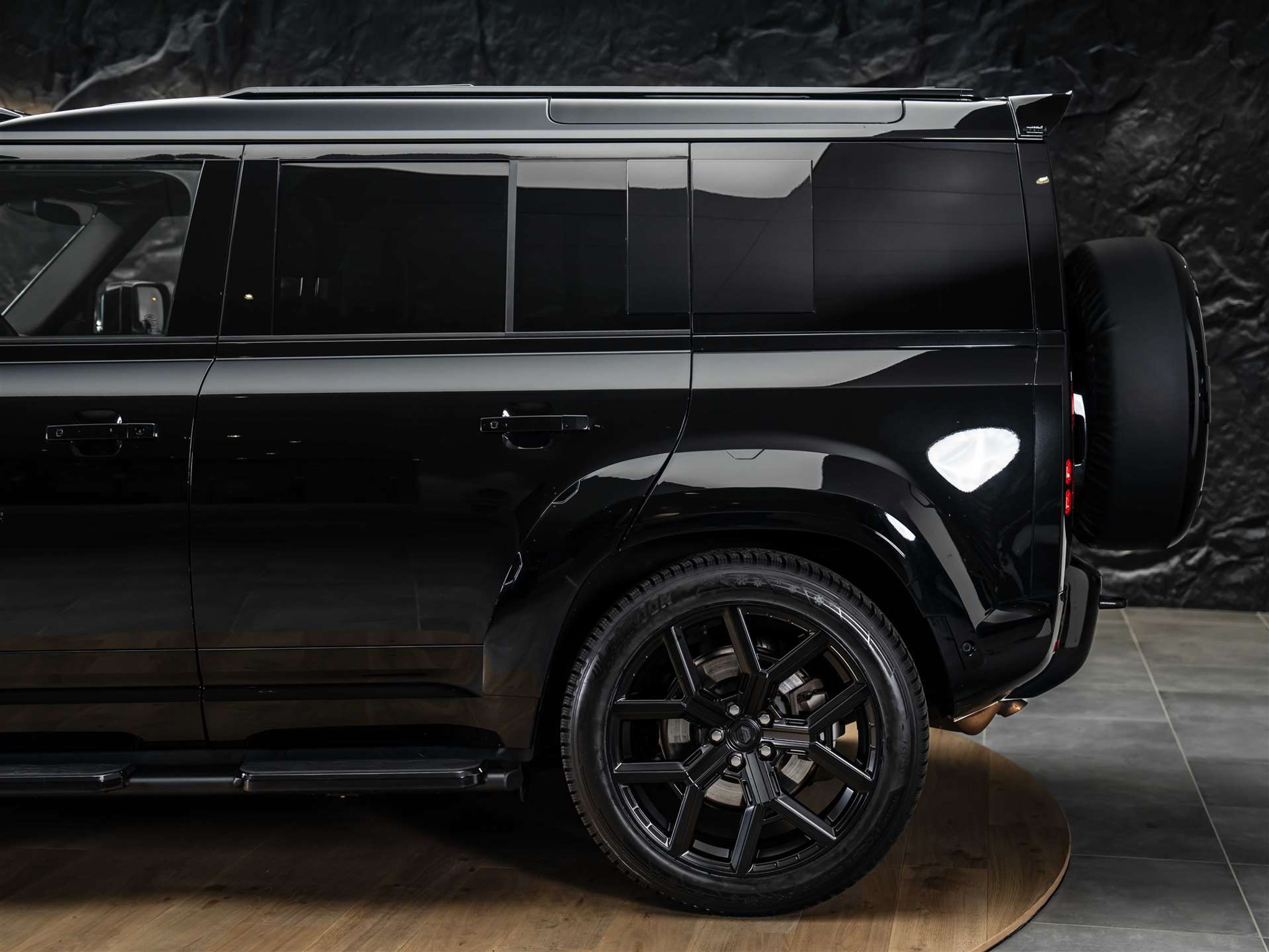 listing desktop thumbnail image 14