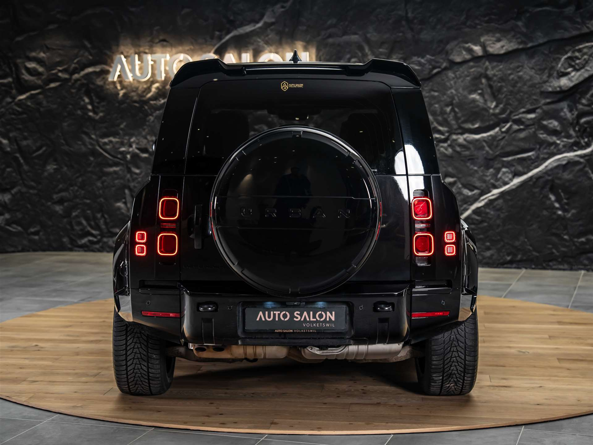 listing desktop thumbnail image 2