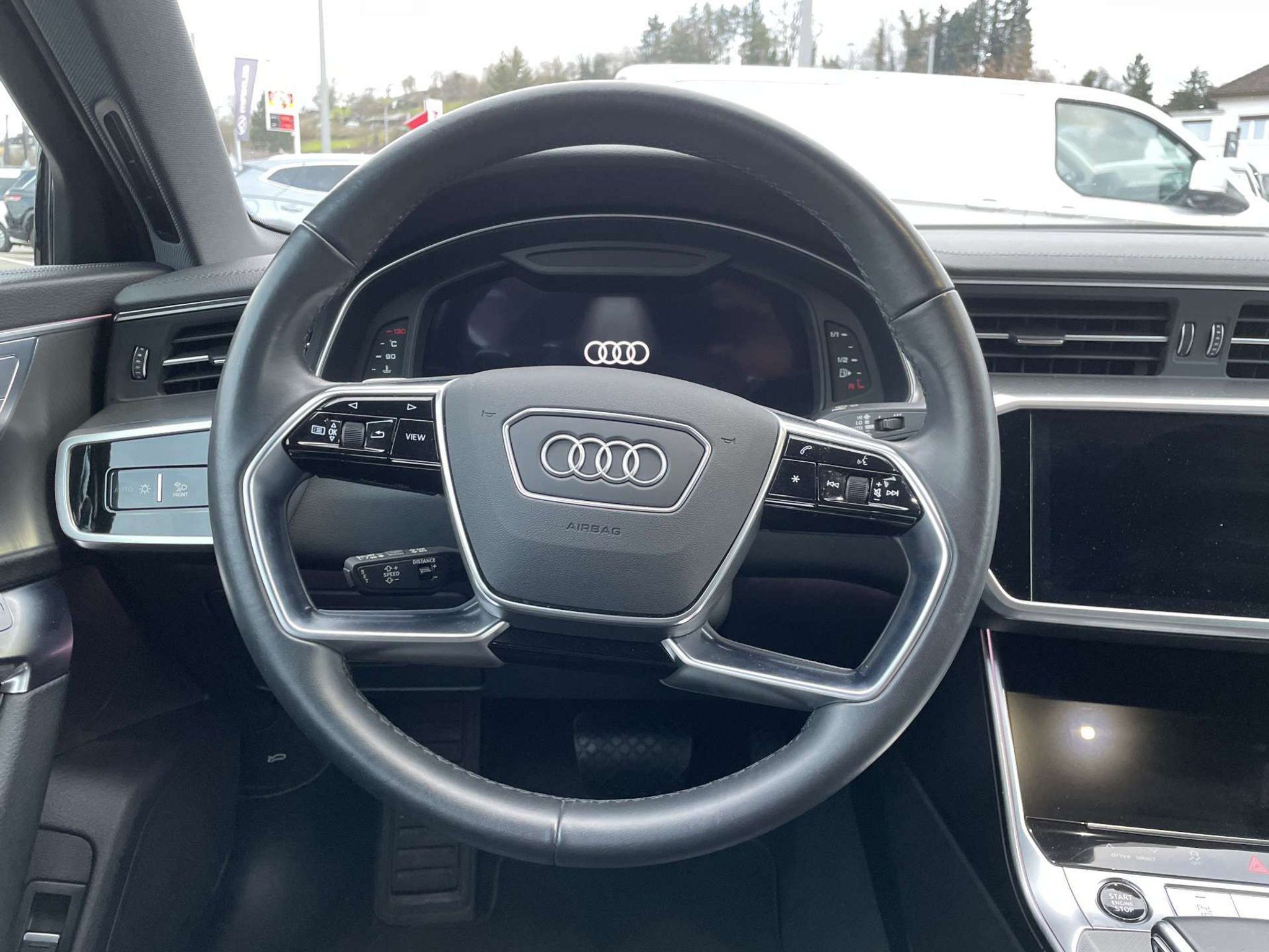 listing desktop thumbnail image 4