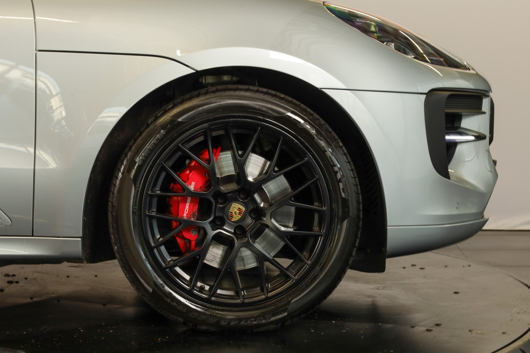 listing desktop thumbnail image 9