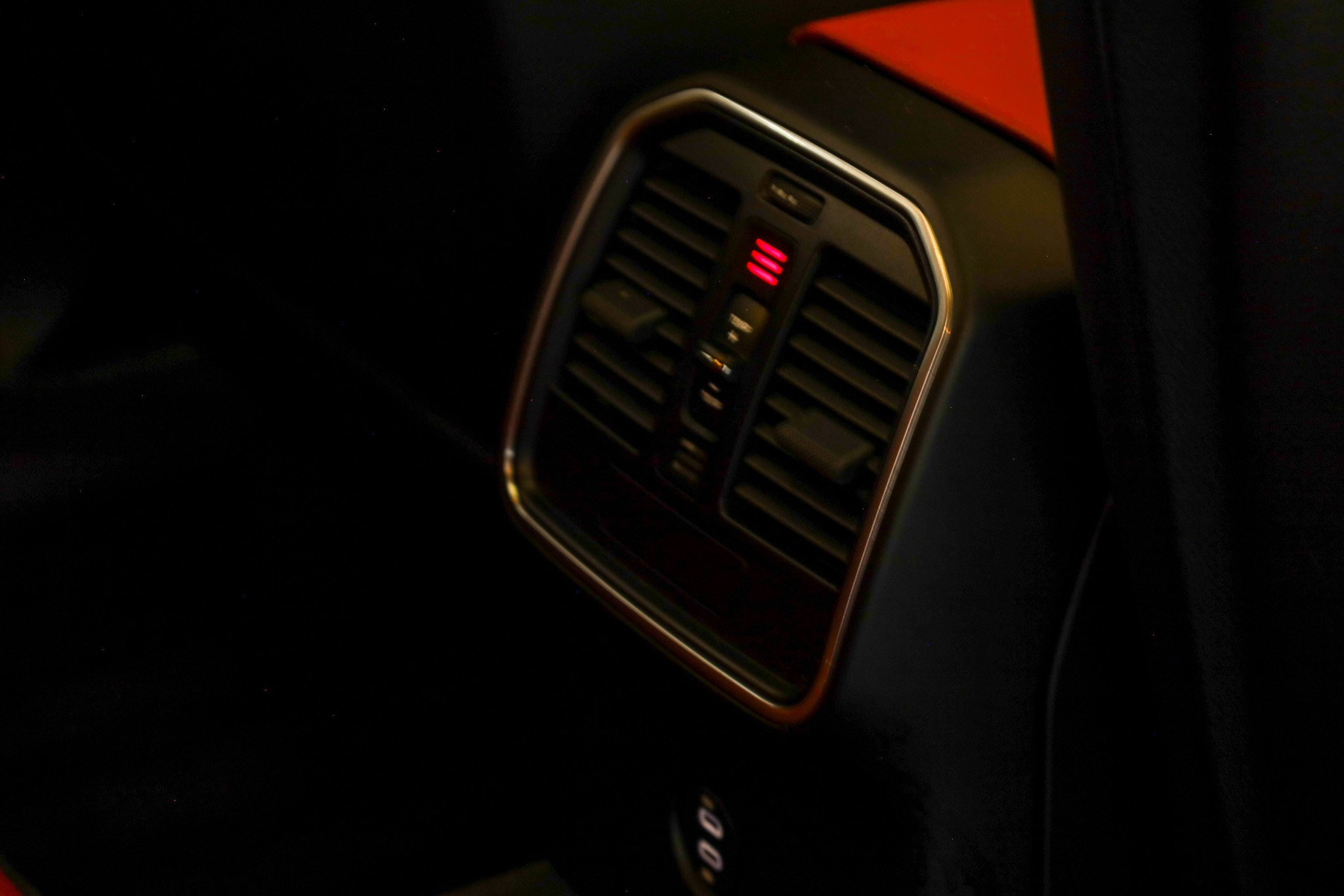 listing desktop thumbnail image 25