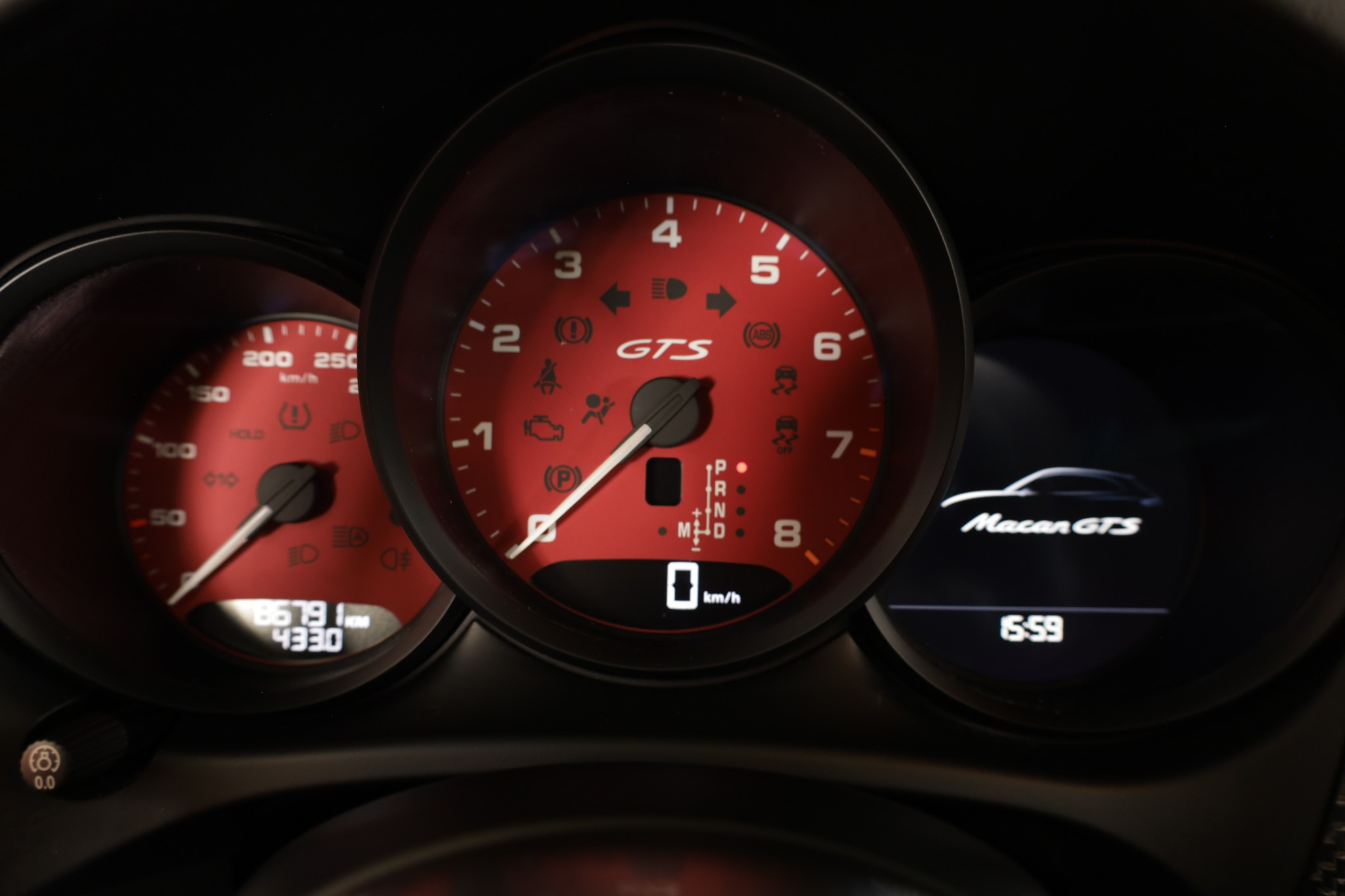 listing desktop thumbnail image 27