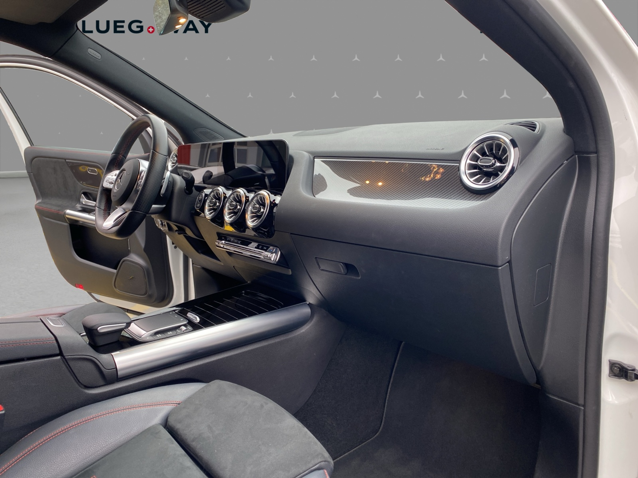 listing desktop thumbnail image 16