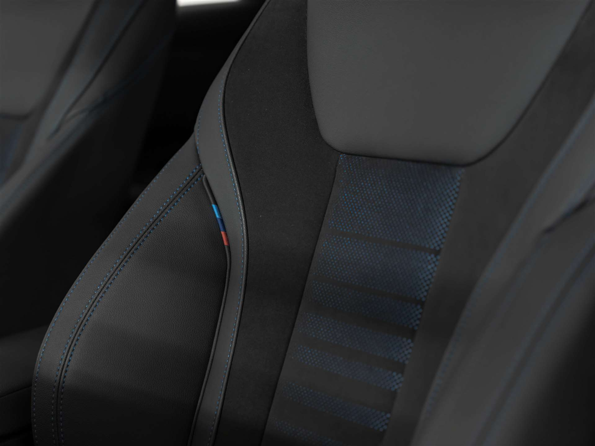 listing desktop thumbnail image 11