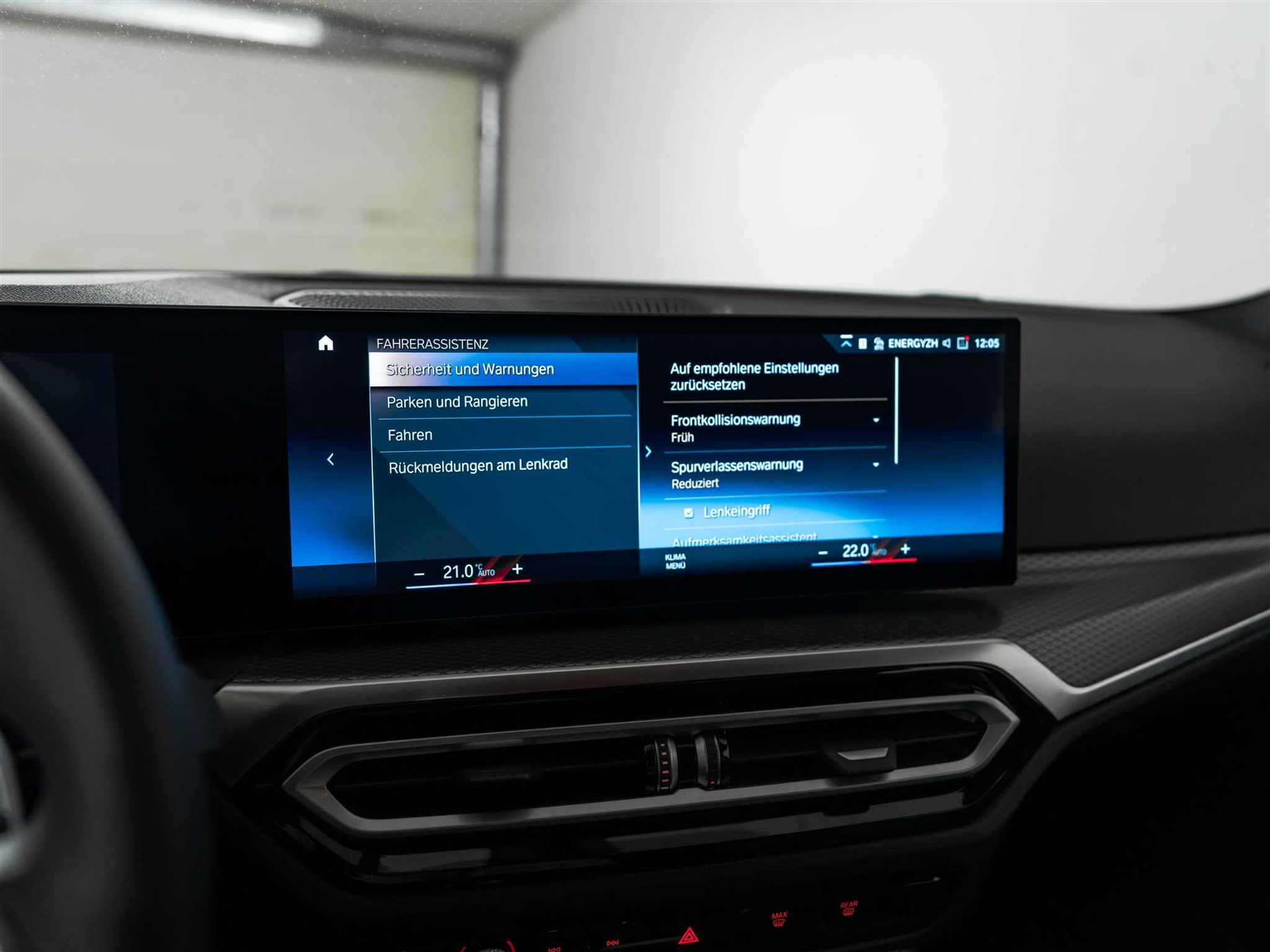 listing desktop thumbnail image 38