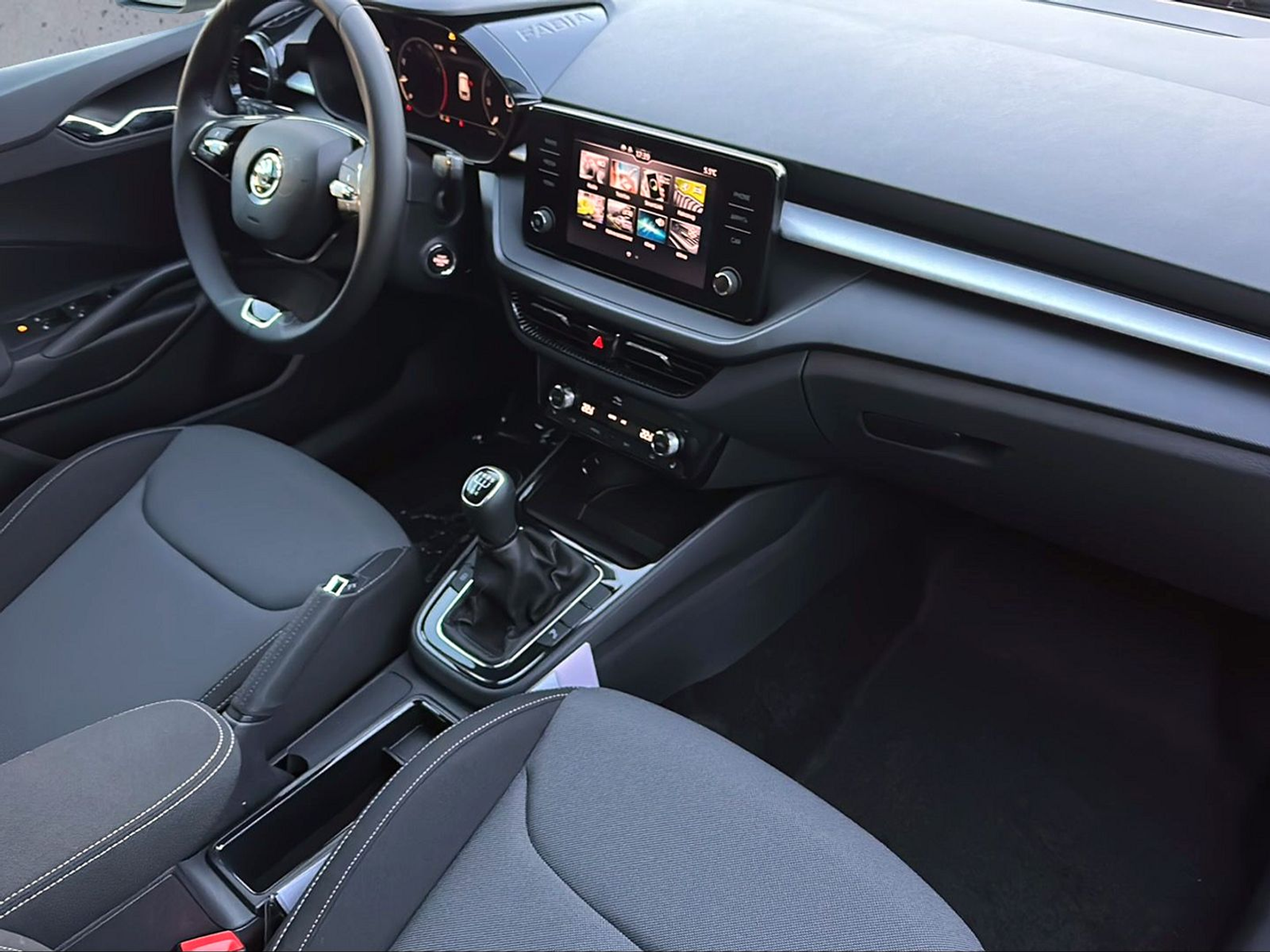 listing desktop thumbnail image 14