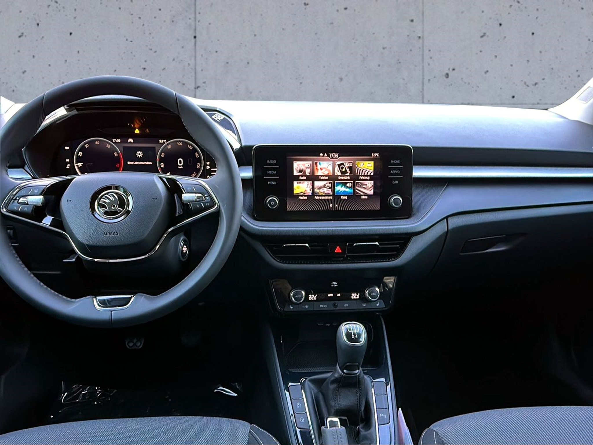 listing desktop thumbnail image 11