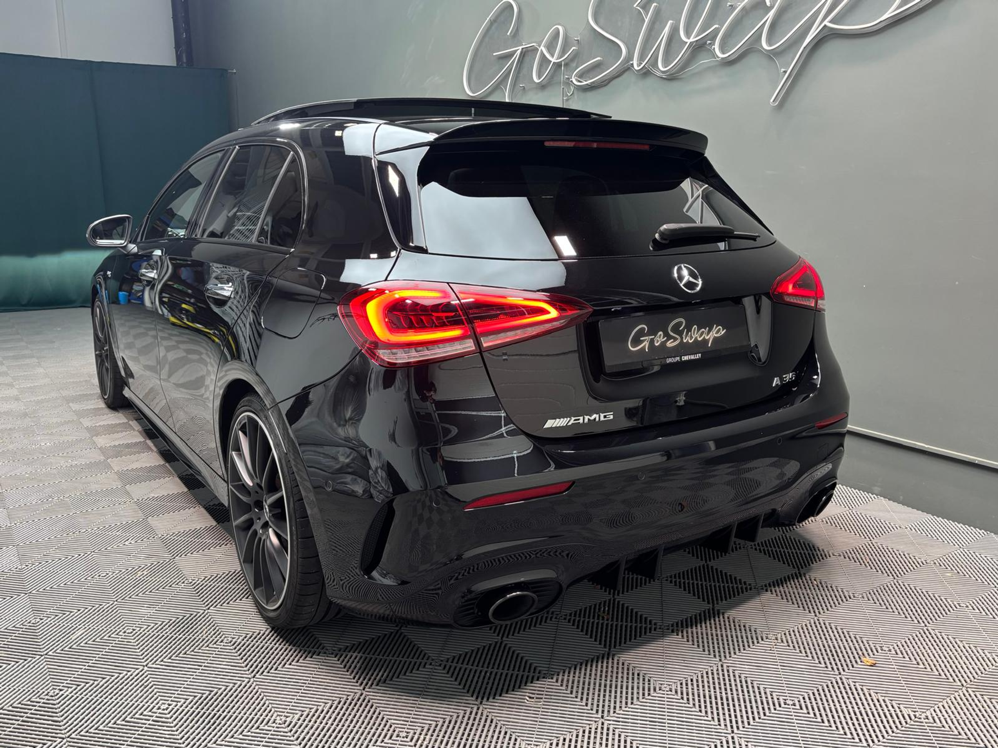 listing desktop thumbnail image 10