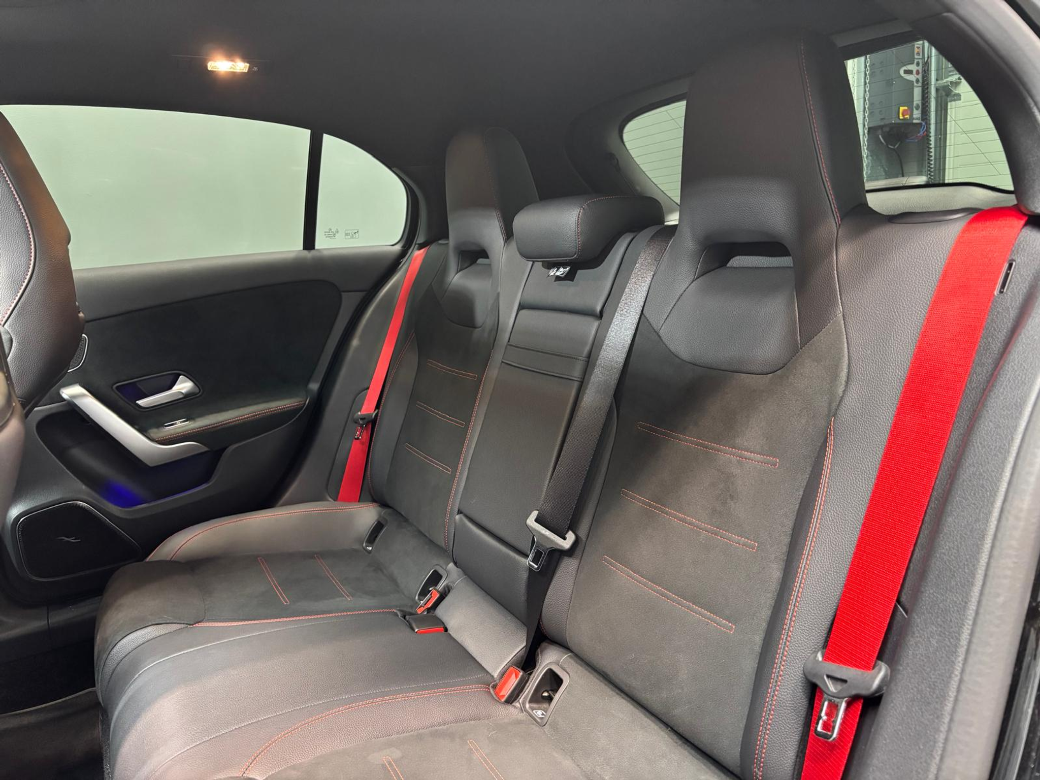 listing desktop thumbnail image 13