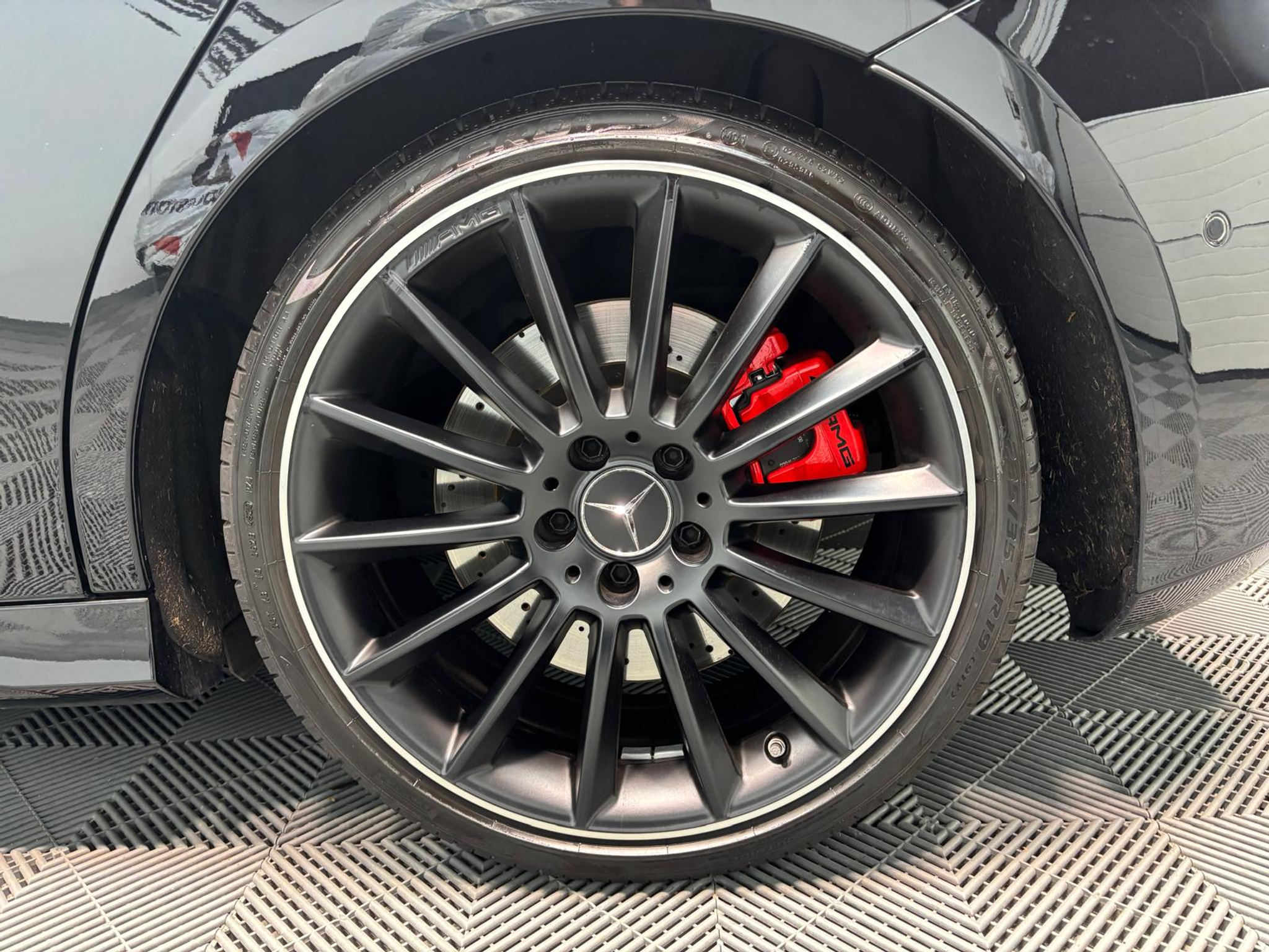 listing desktop thumbnail image 28