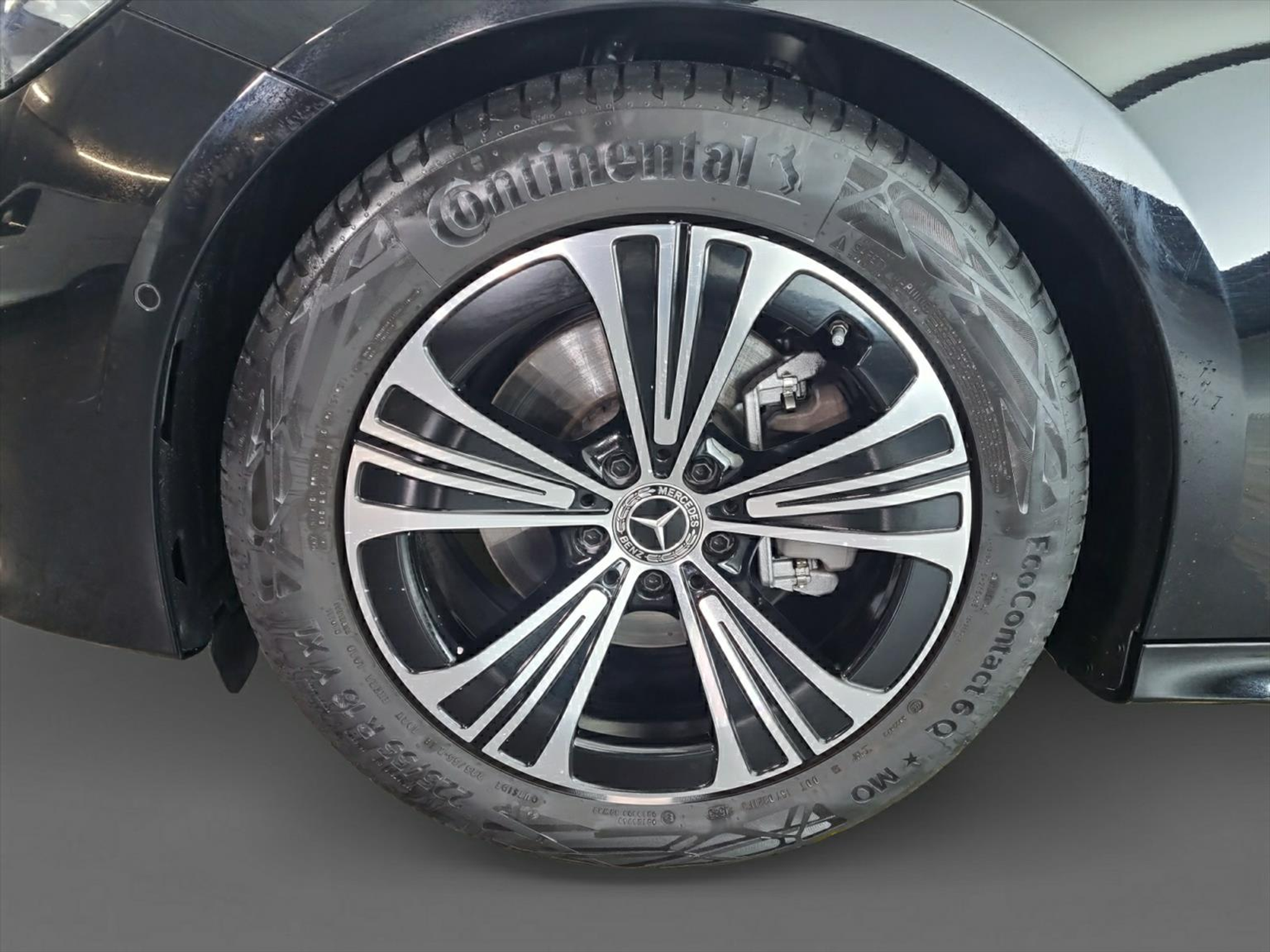 listing desktop thumbnail image 15