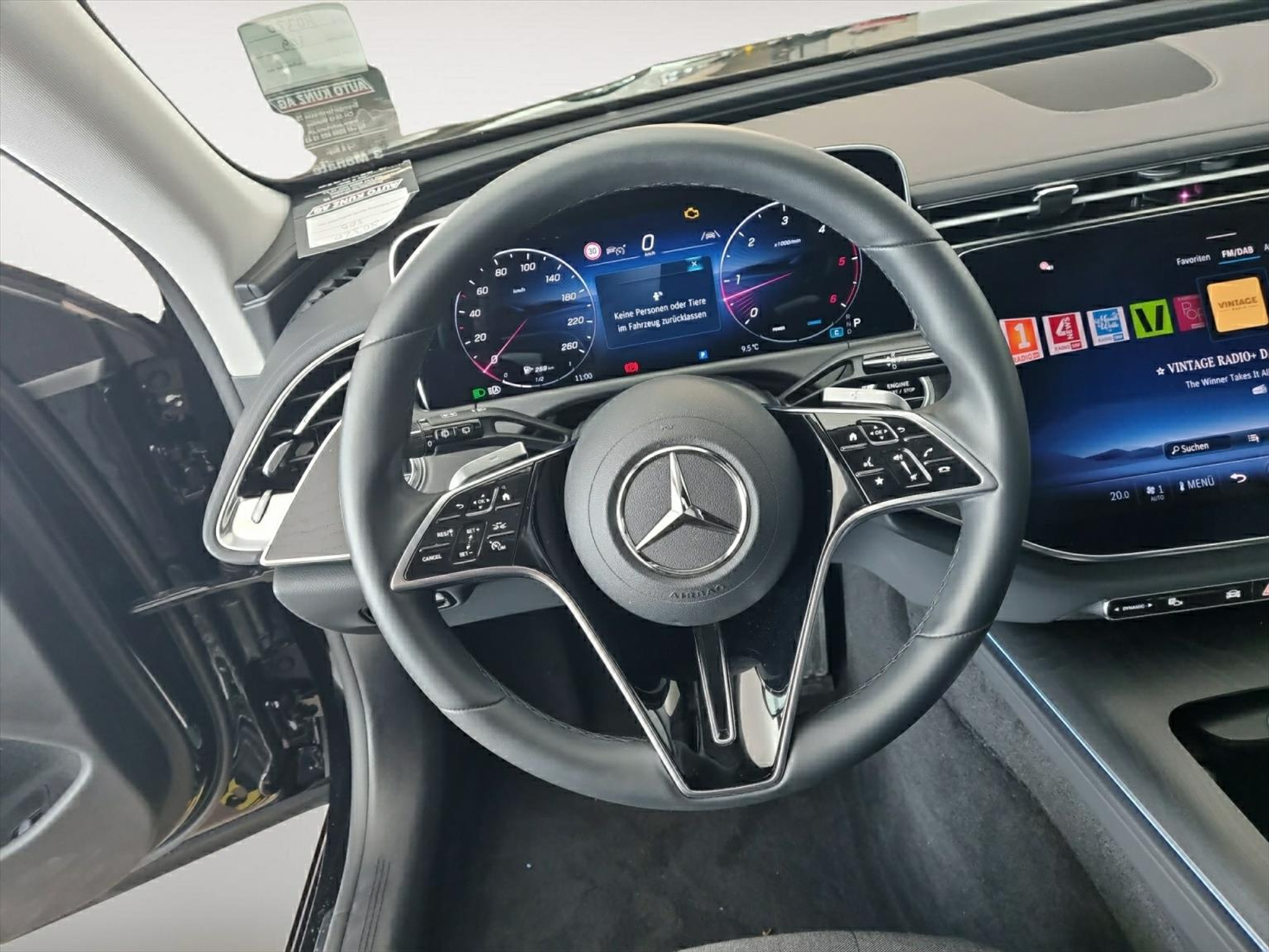 listing desktop thumbnail image 6