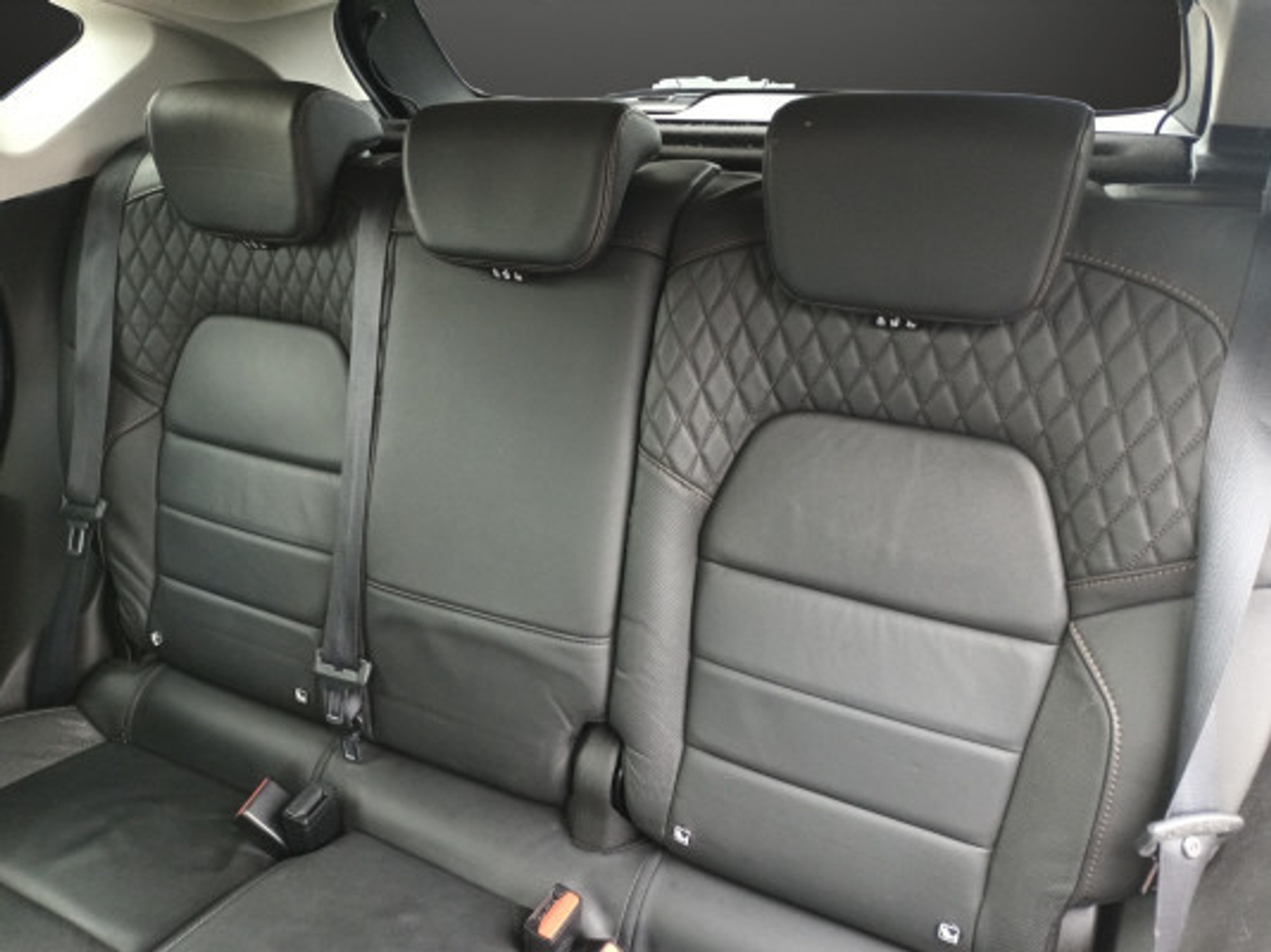 listing desktop thumbnail image 9