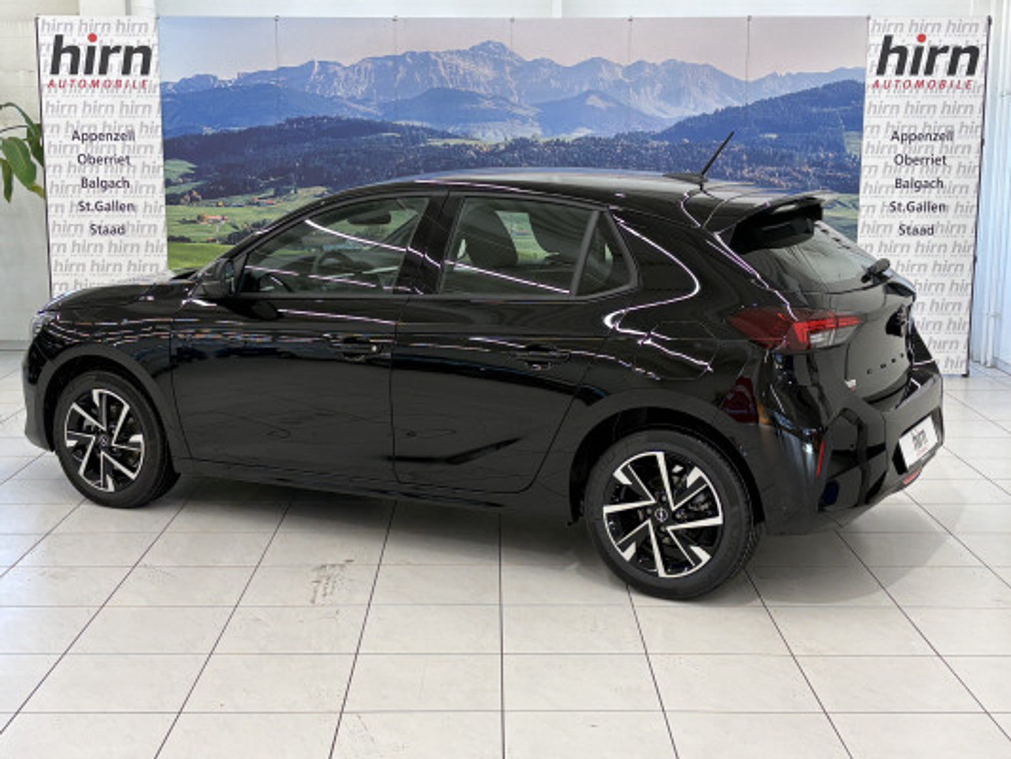 listing desktop thumbnail image 2