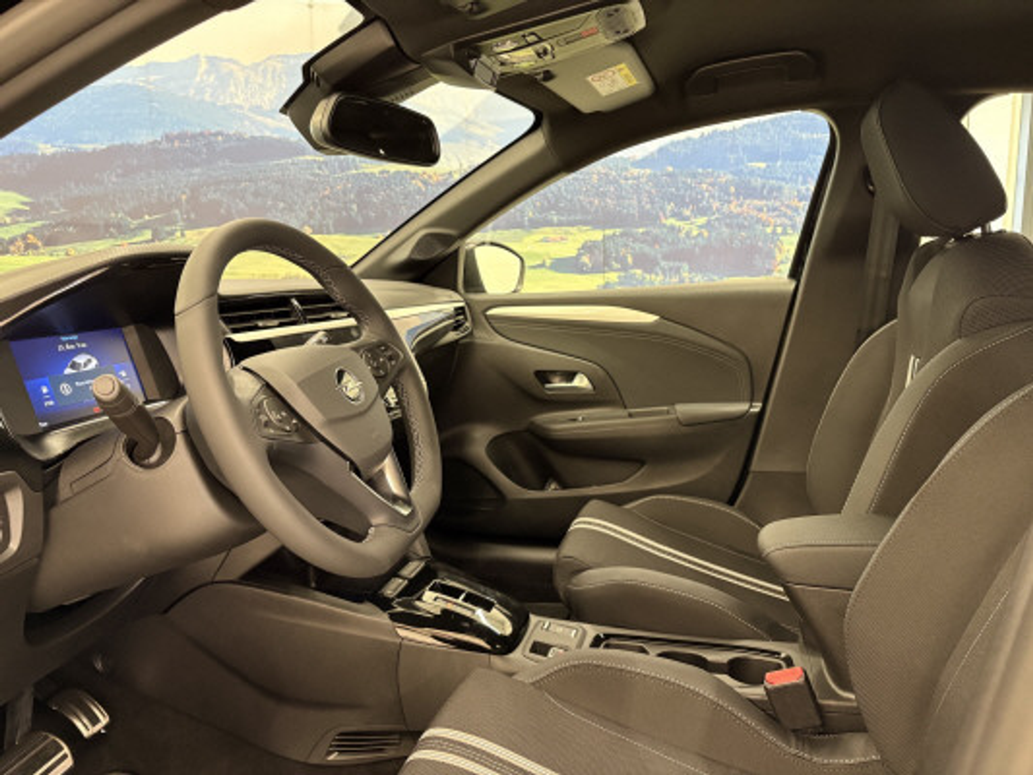 listing desktop thumbnail image 4