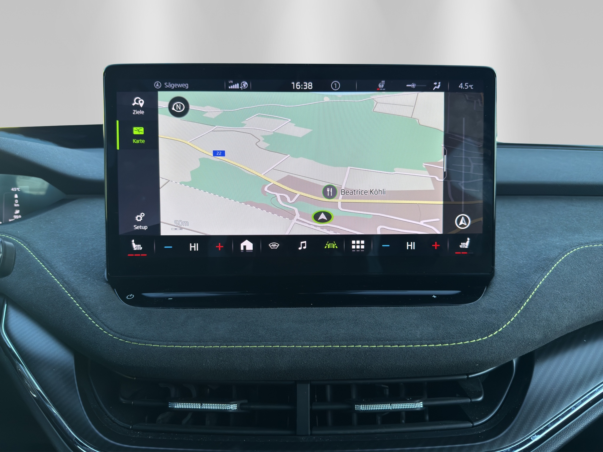 listing desktop thumbnail image 11