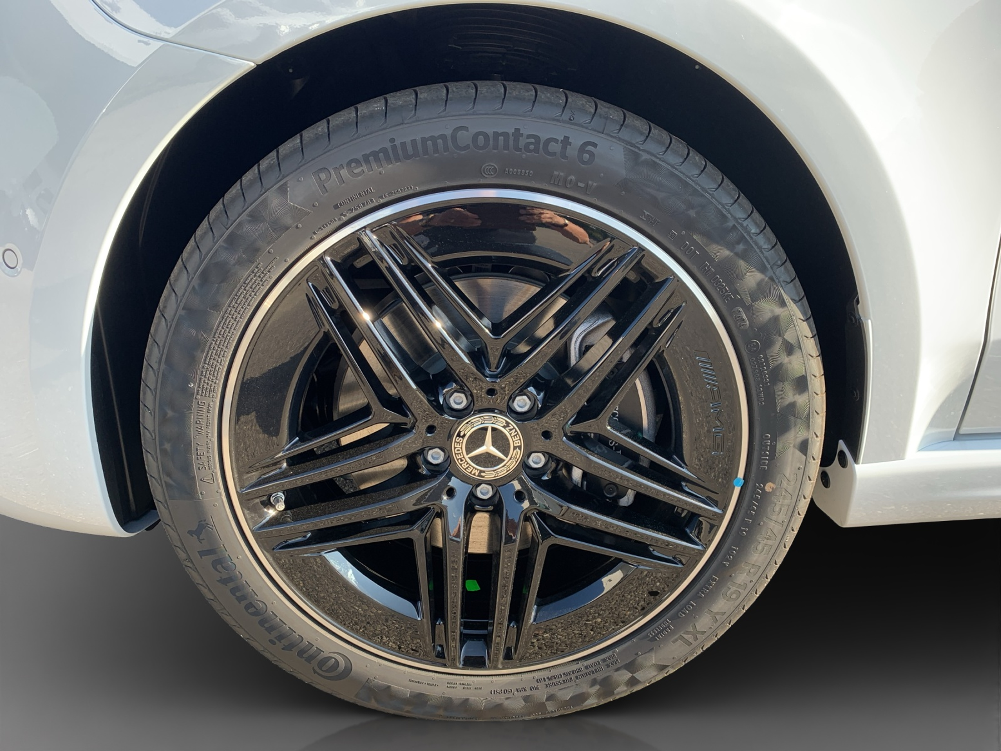 listing desktop thumbnail image 12