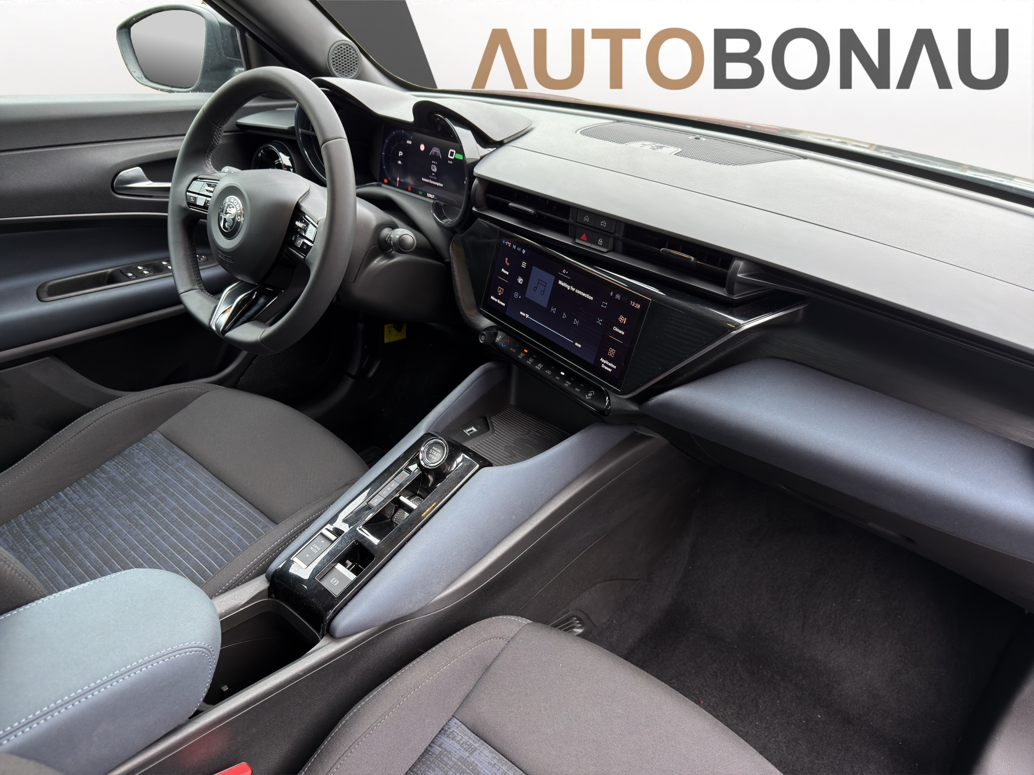 listing desktop thumbnail image 10