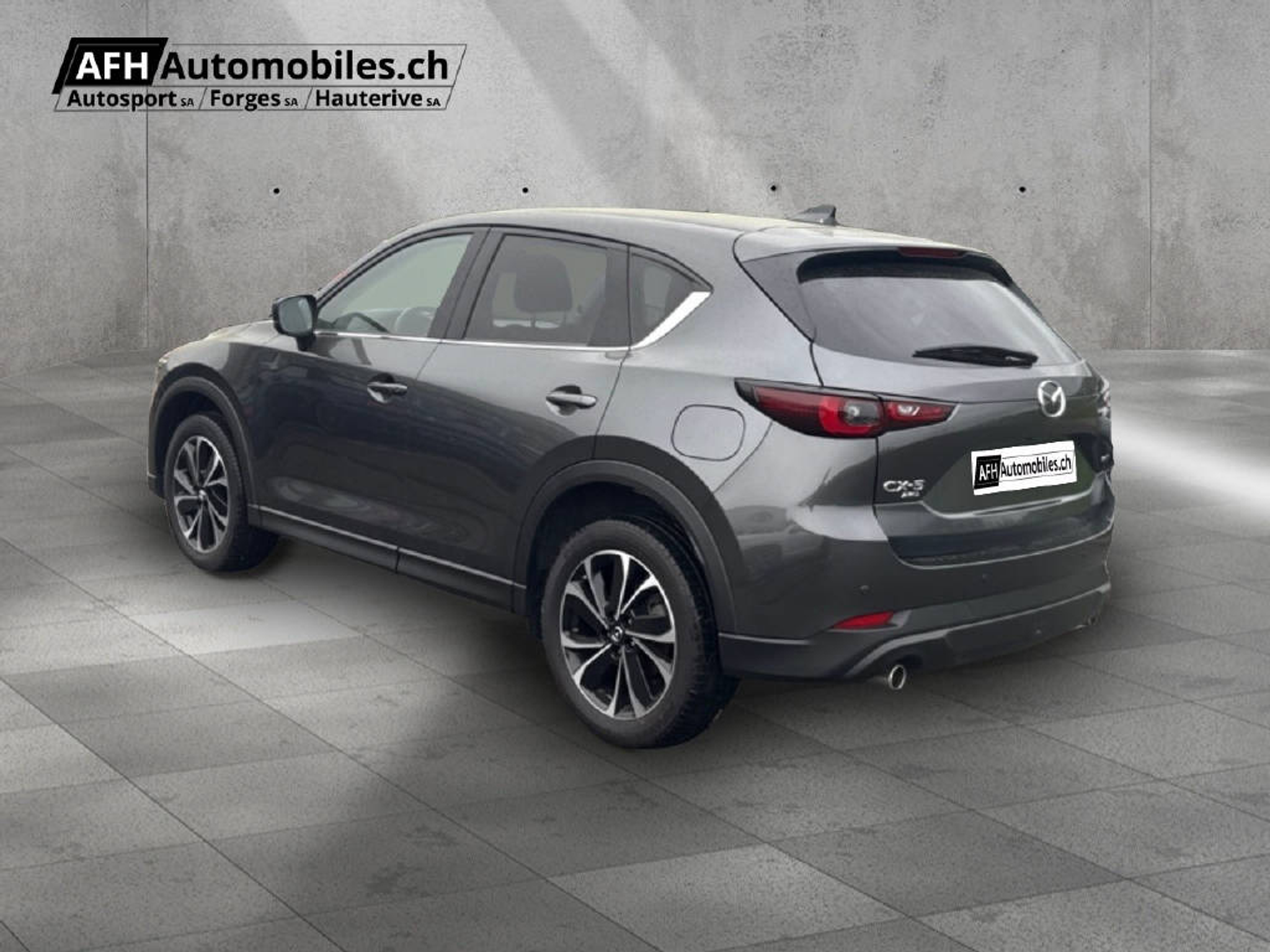 listing desktop thumbnail image 2