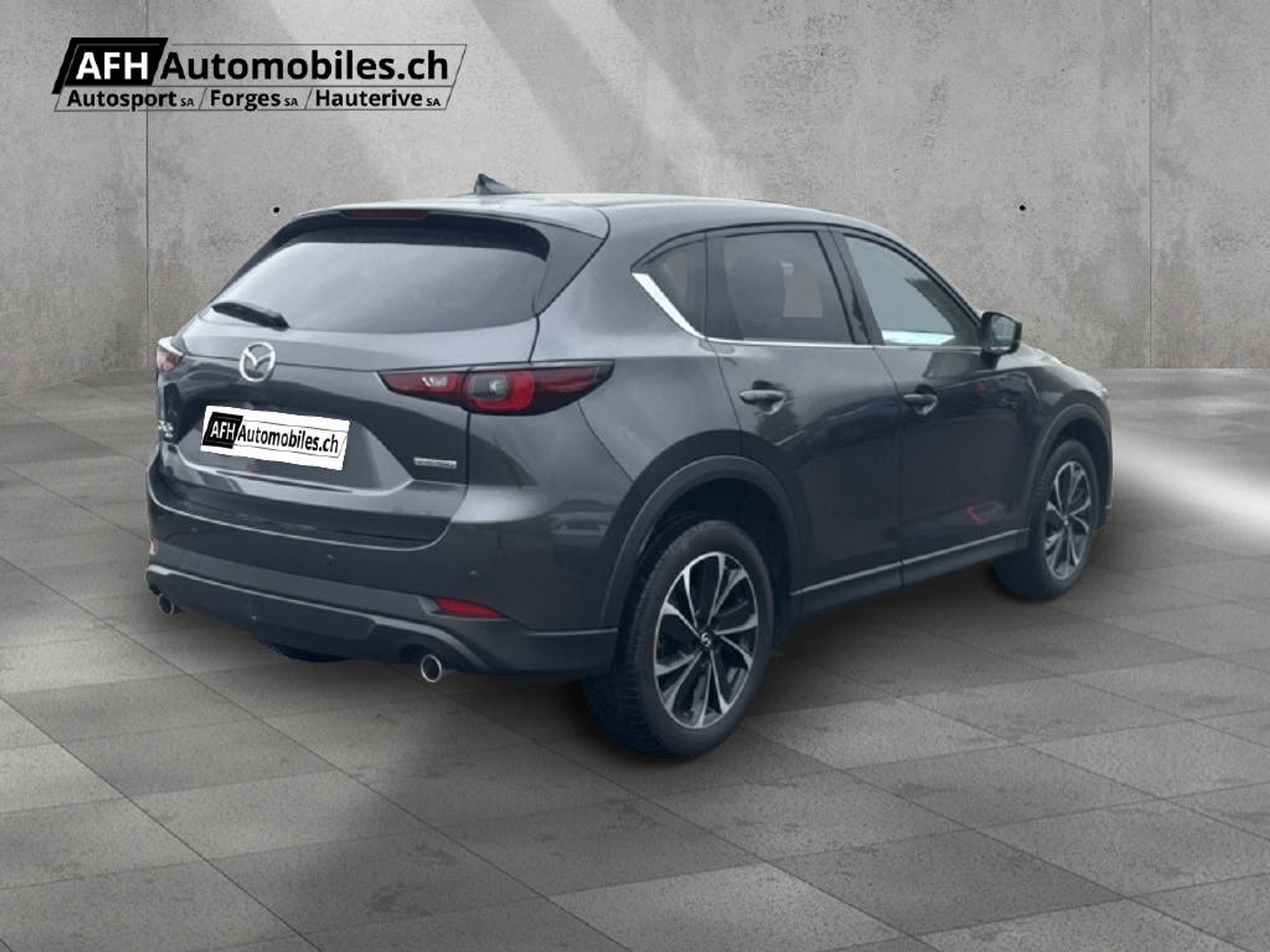 listing desktop thumbnail image 4