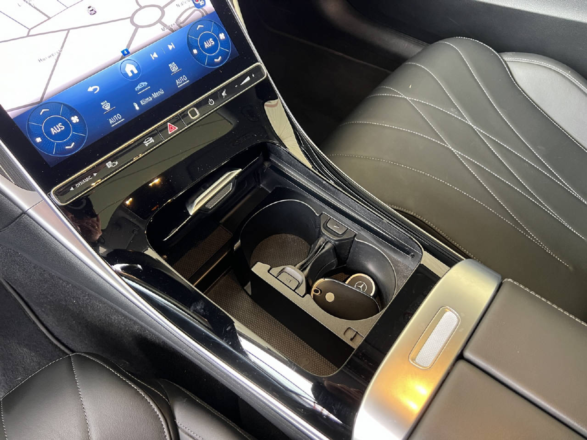 listing desktop thumbnail image 16